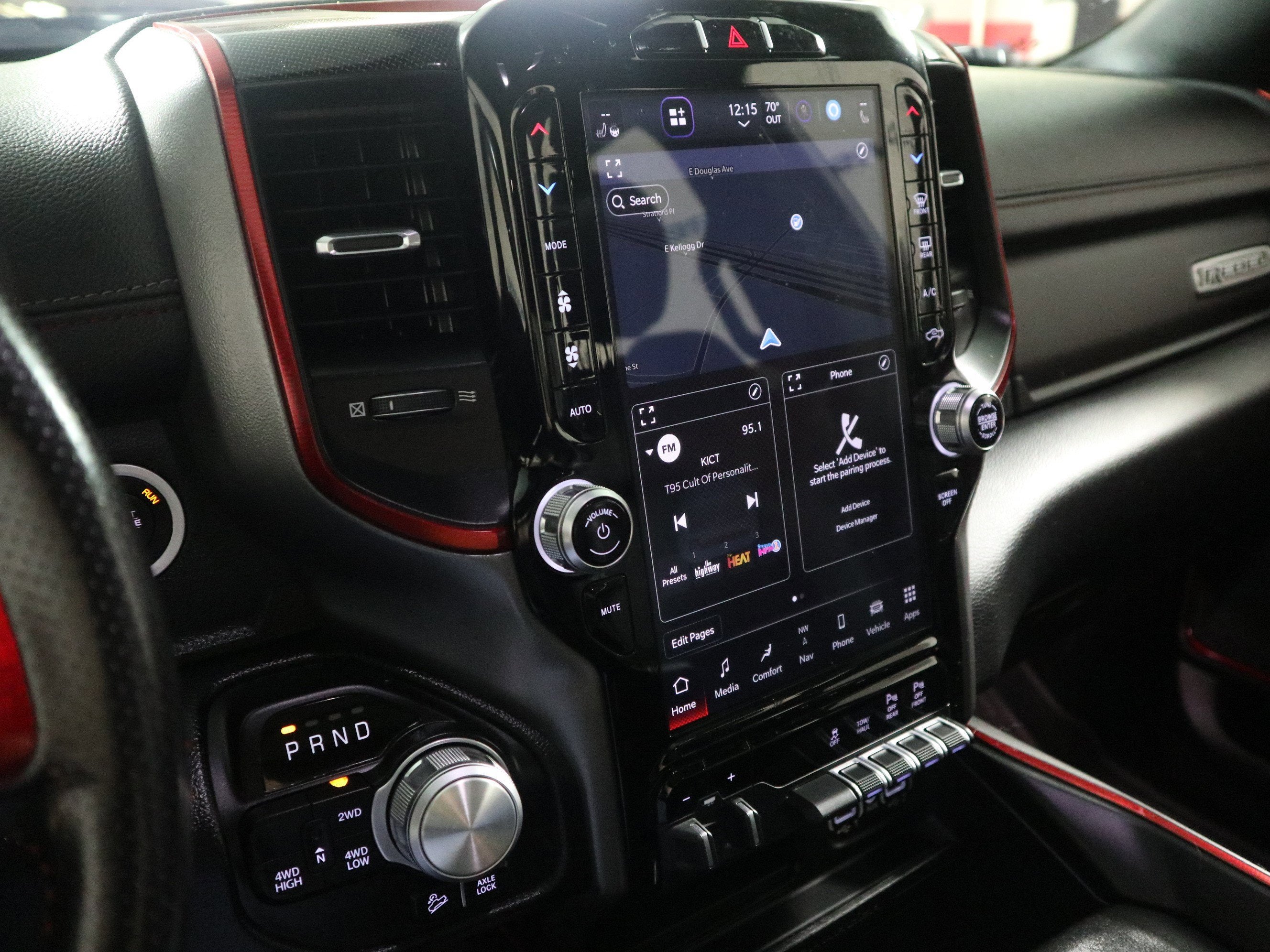 2022 RAM 1500 Rebel Crew Cab 4x4 5'7" Box