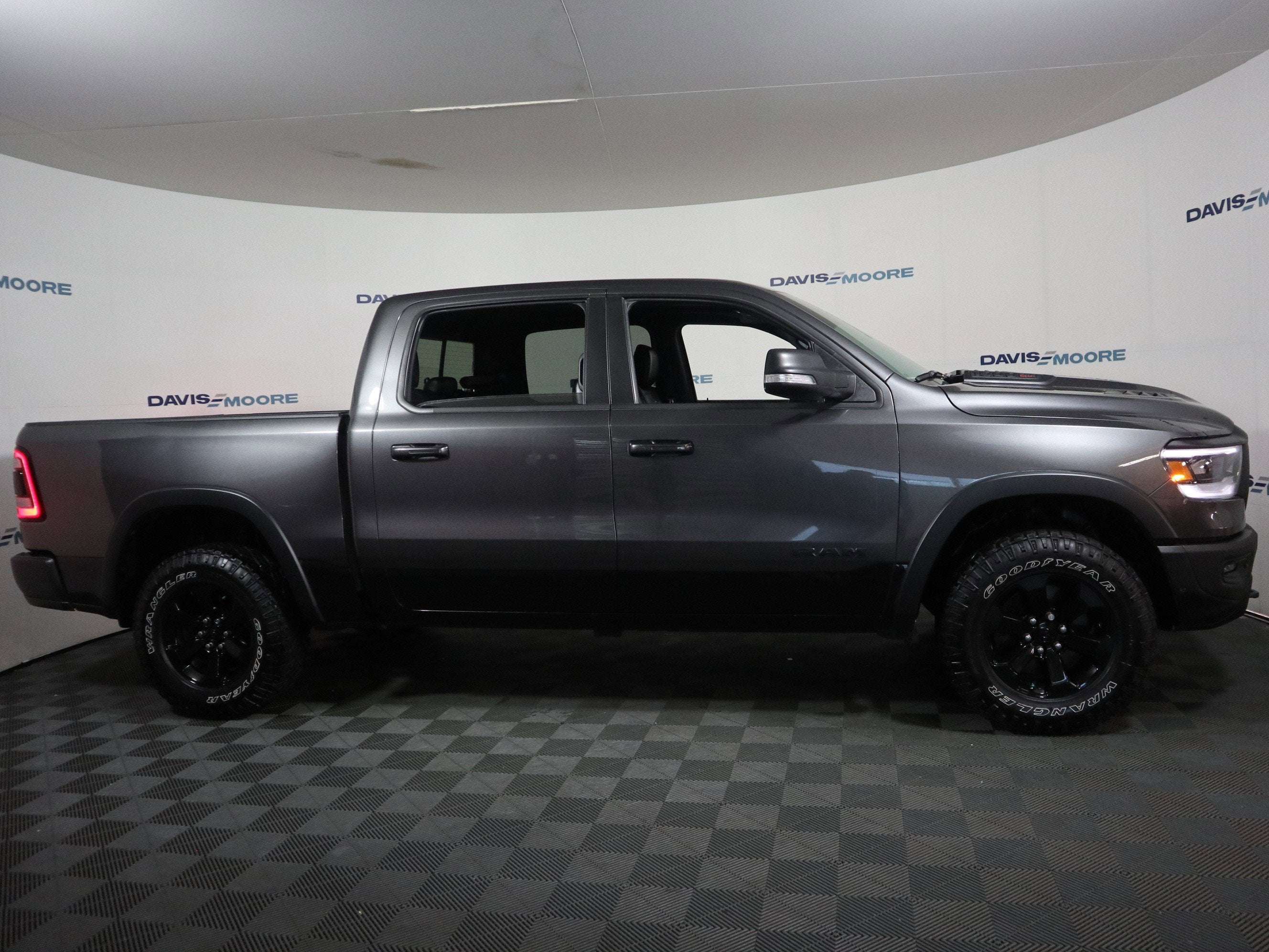 2022 RAM 1500 Rebel Crew Cab 4x4 5'7" Box