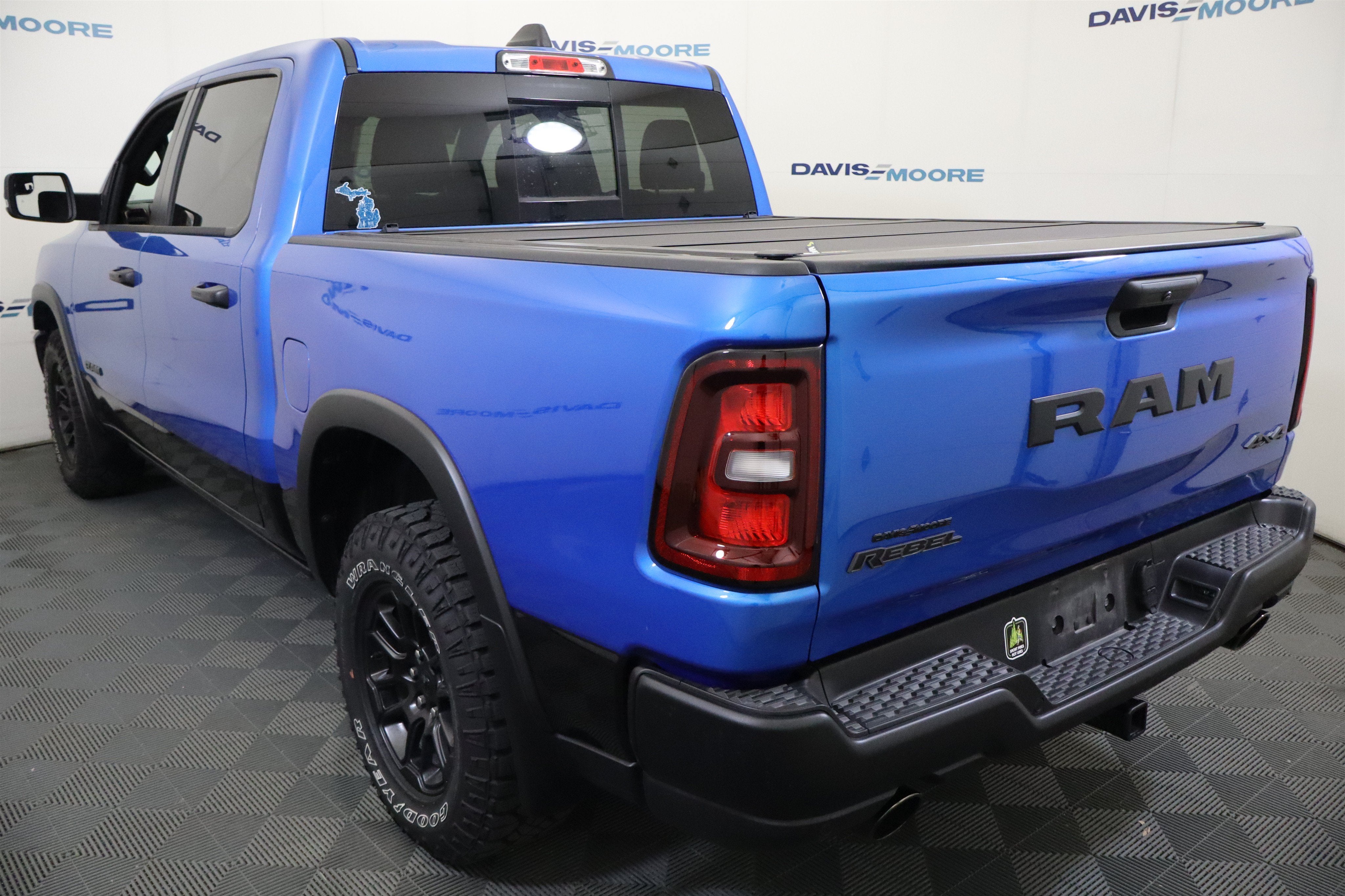 2025 RAM 1500 Rebel Crew Cab 4x4 5'7" Box