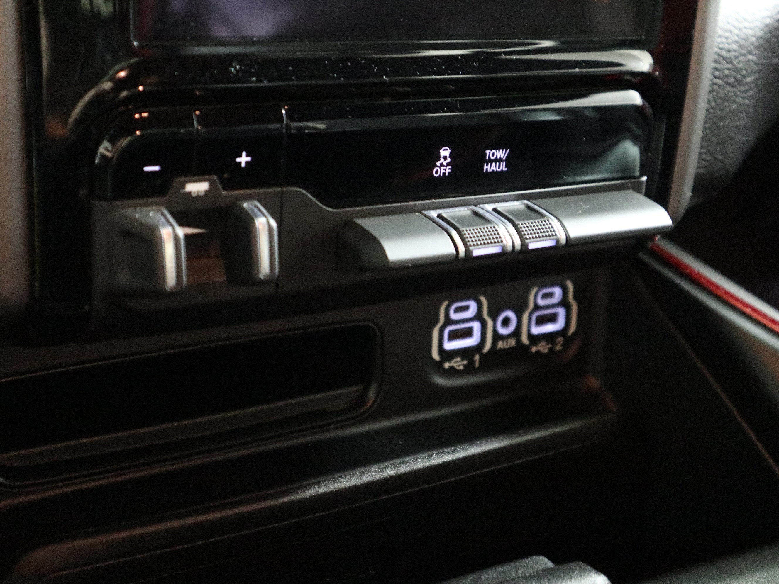 2021 RAM 1500 Rebel Crew Cab 4x4 5'7" Box