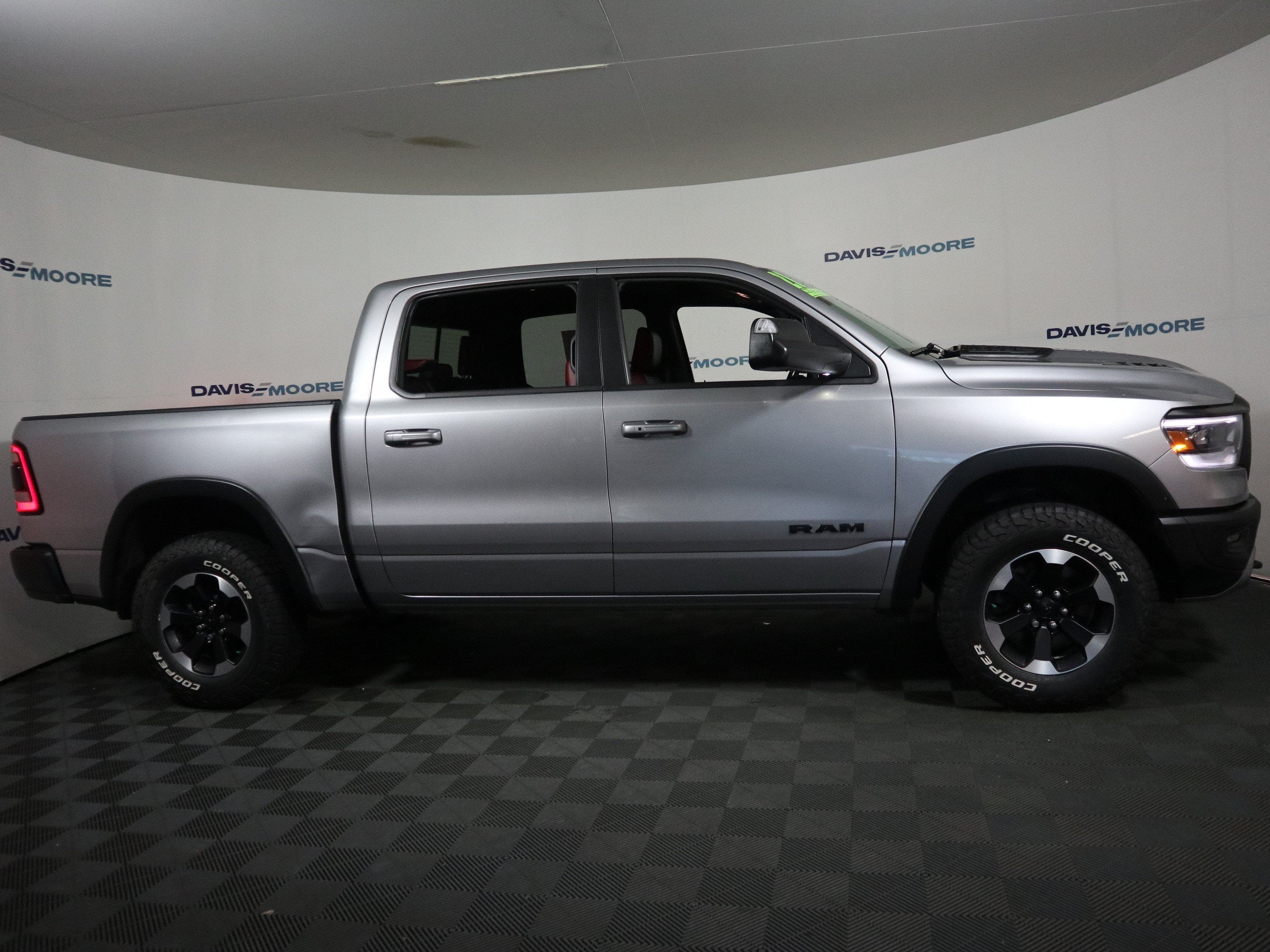 2021 RAM 1500 Rebel Crew Cab 4x4 5'7" Box