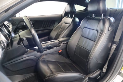 2022 Ford Mustang EcoBoost