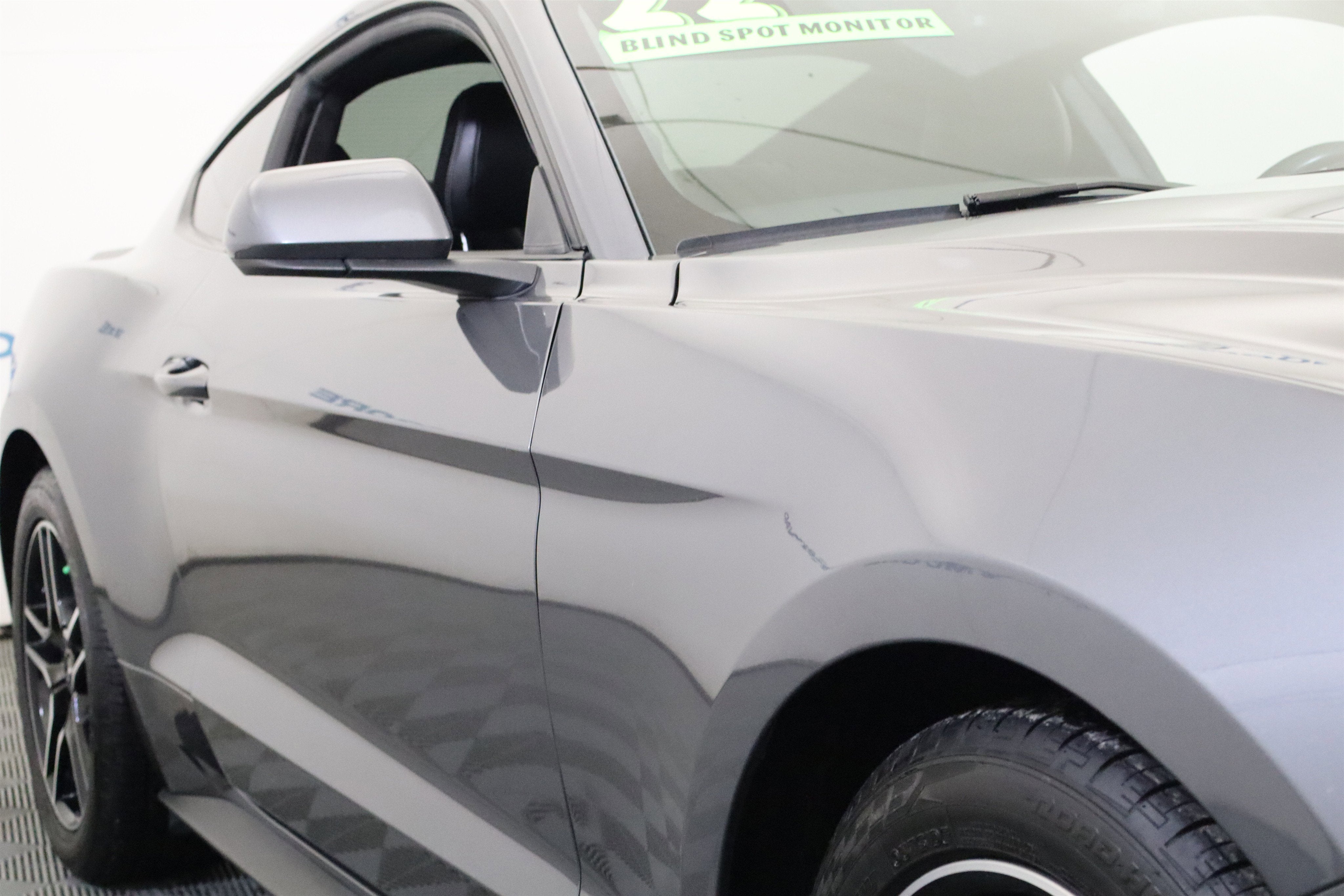 2022 Ford Mustang EcoBoost