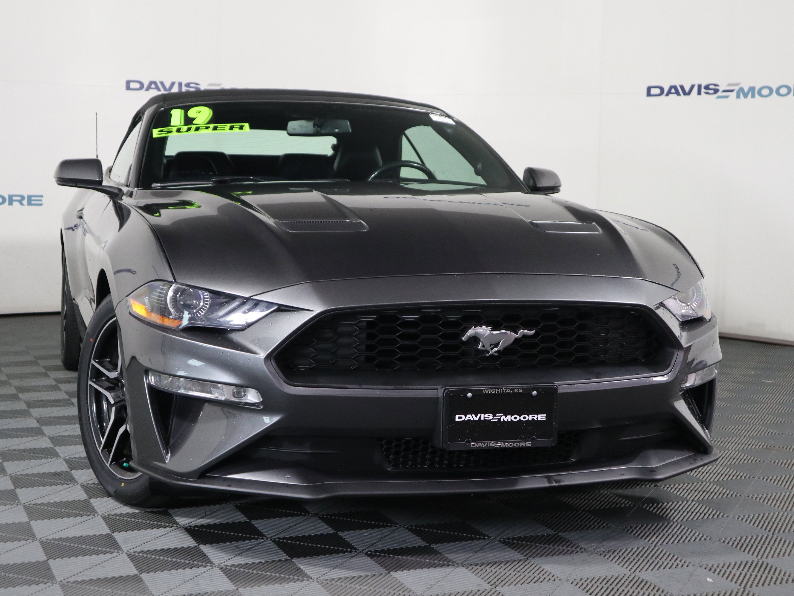 2019 Ford Mustang EcoBoost