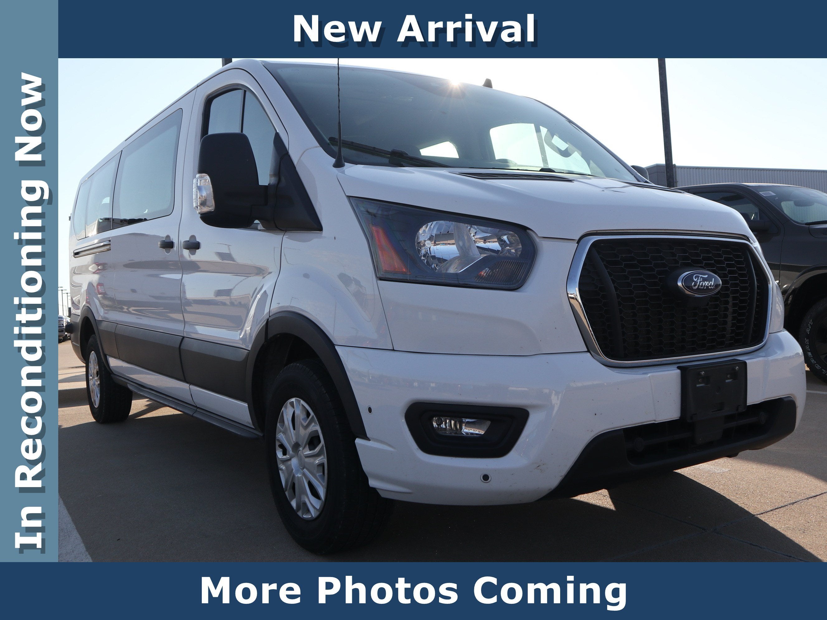 2024 Ford Transit Passenger Wagon XL