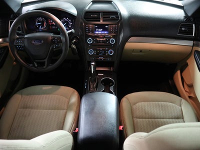 2017 Ford Explorer Base