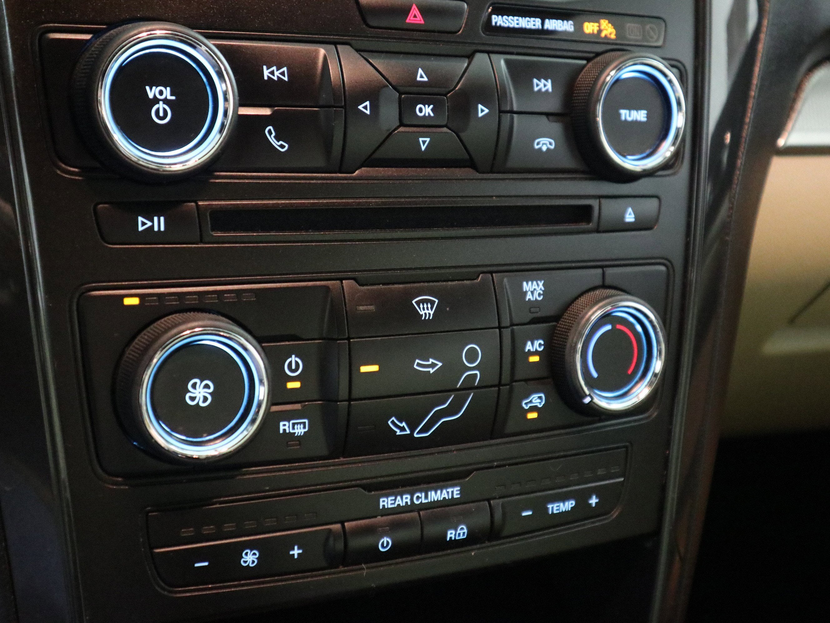 2017 Ford Explorer Base