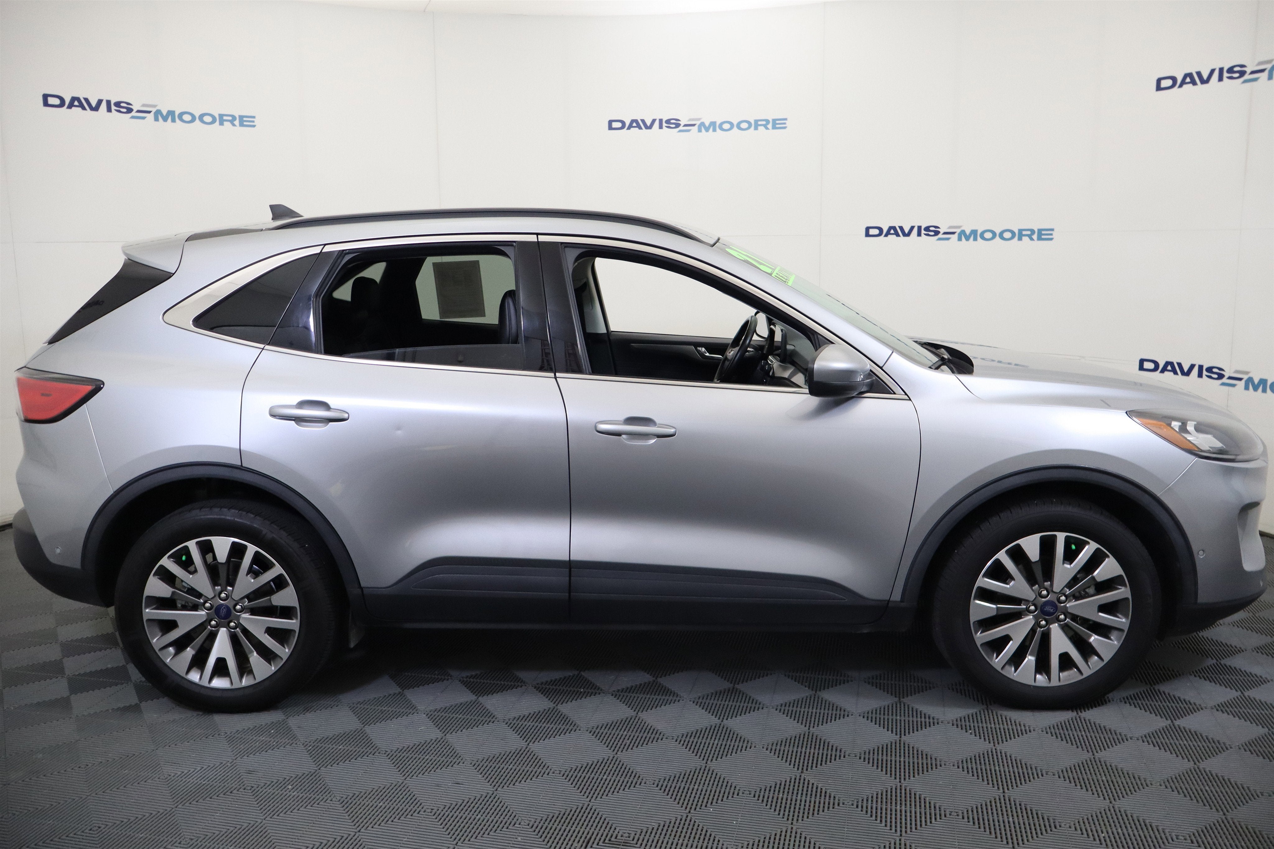 2021 Ford Escape Titanium