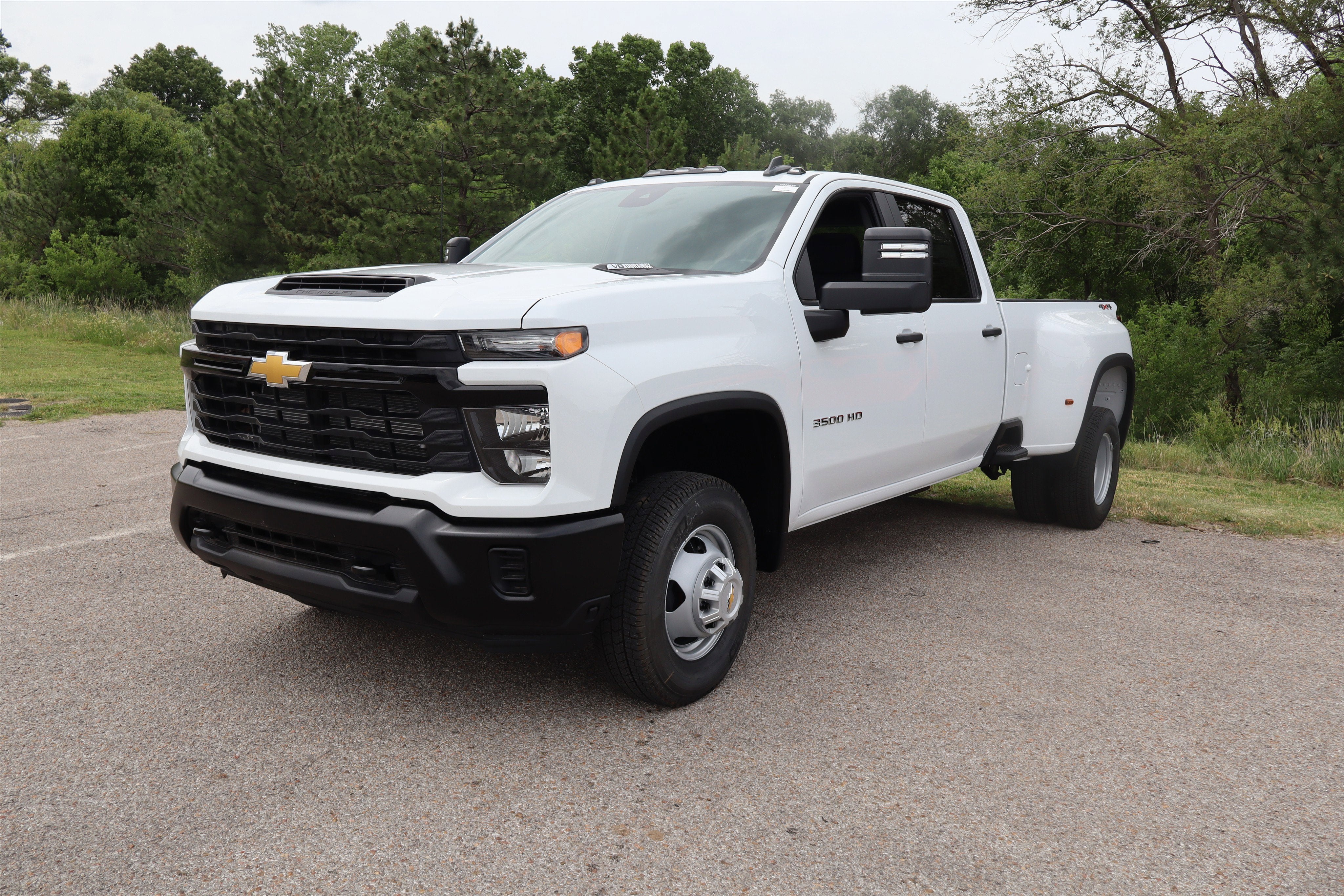 2026 Chevrolet Silverado 3500 HD WT DRW