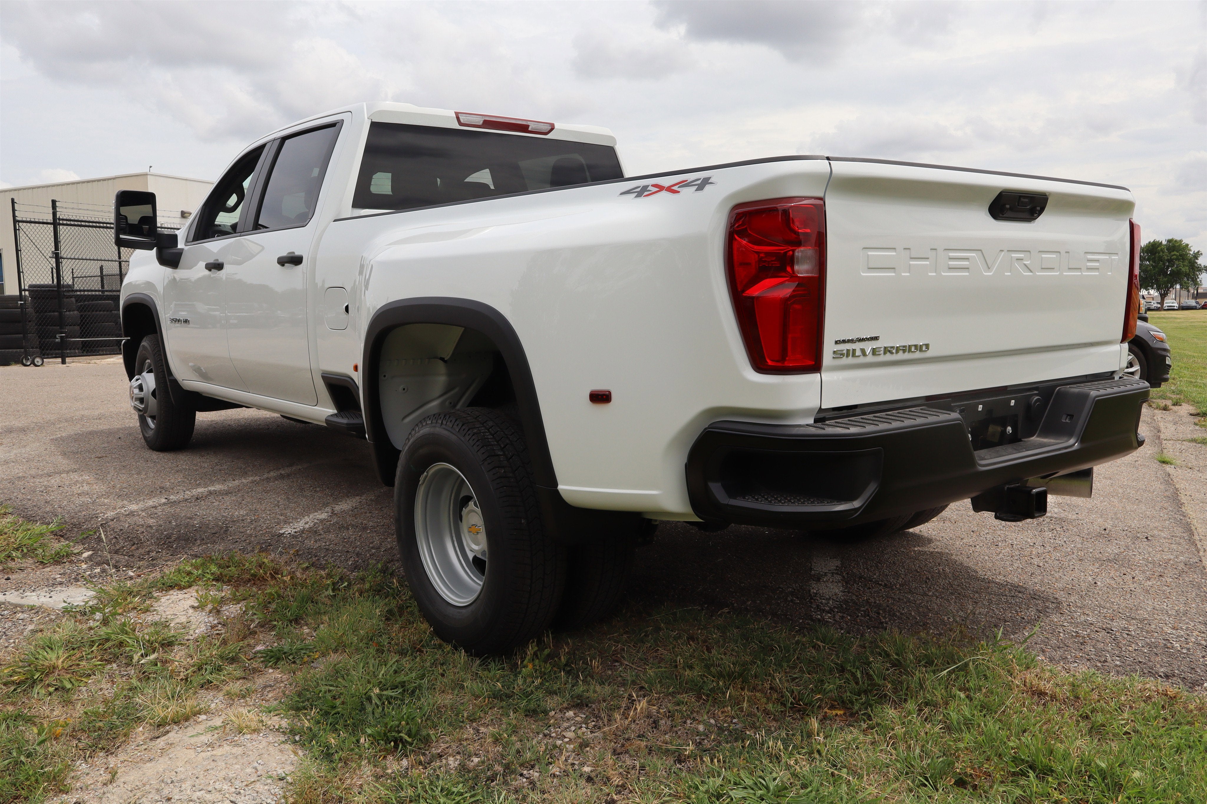 2026 Chevrolet Silverado 3500 HD WT DRW