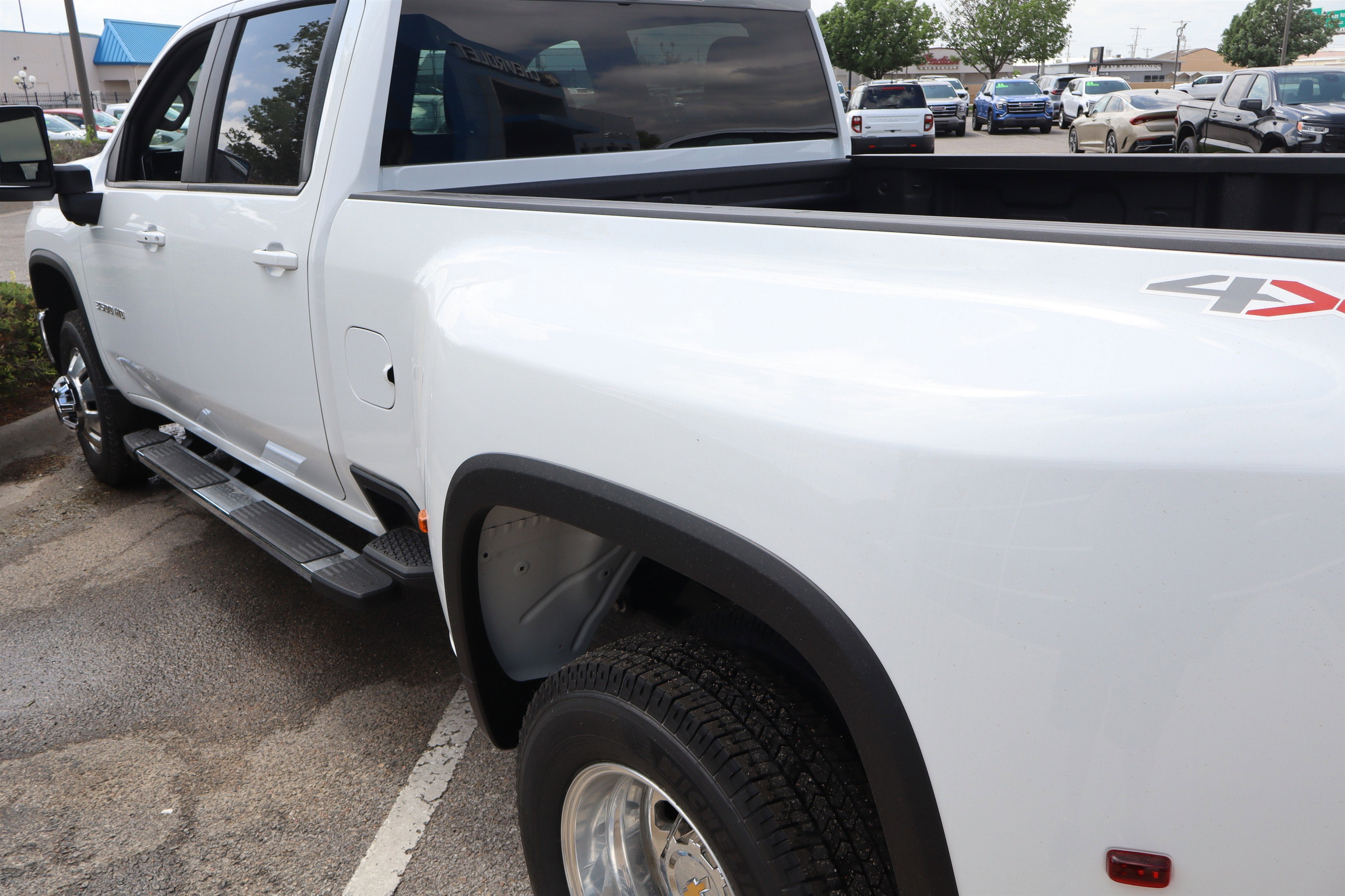 2026 Chevrolet Silverado 3500 HD LT DRW