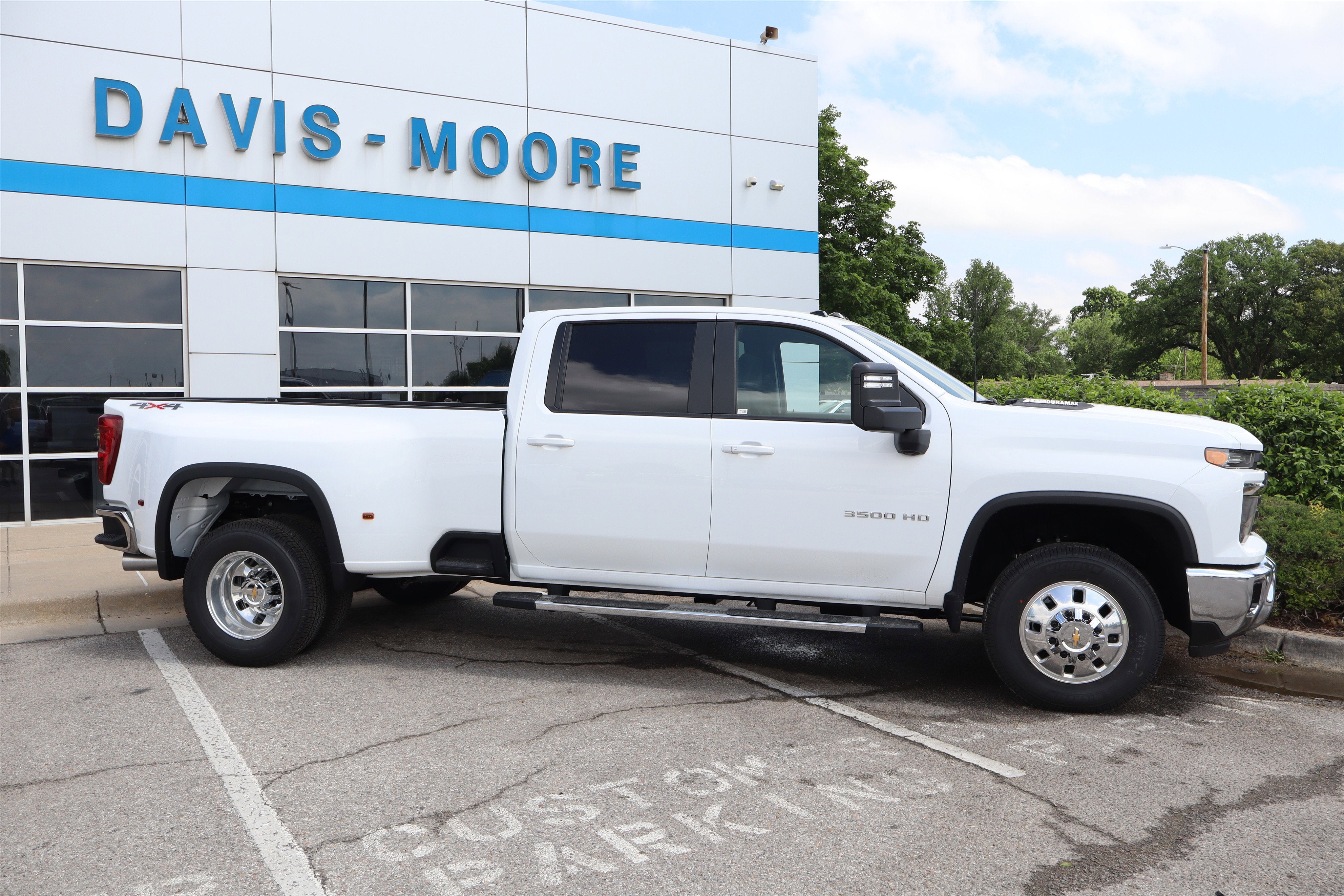 2026 Chevrolet Silverado 3500 HD LT DRW