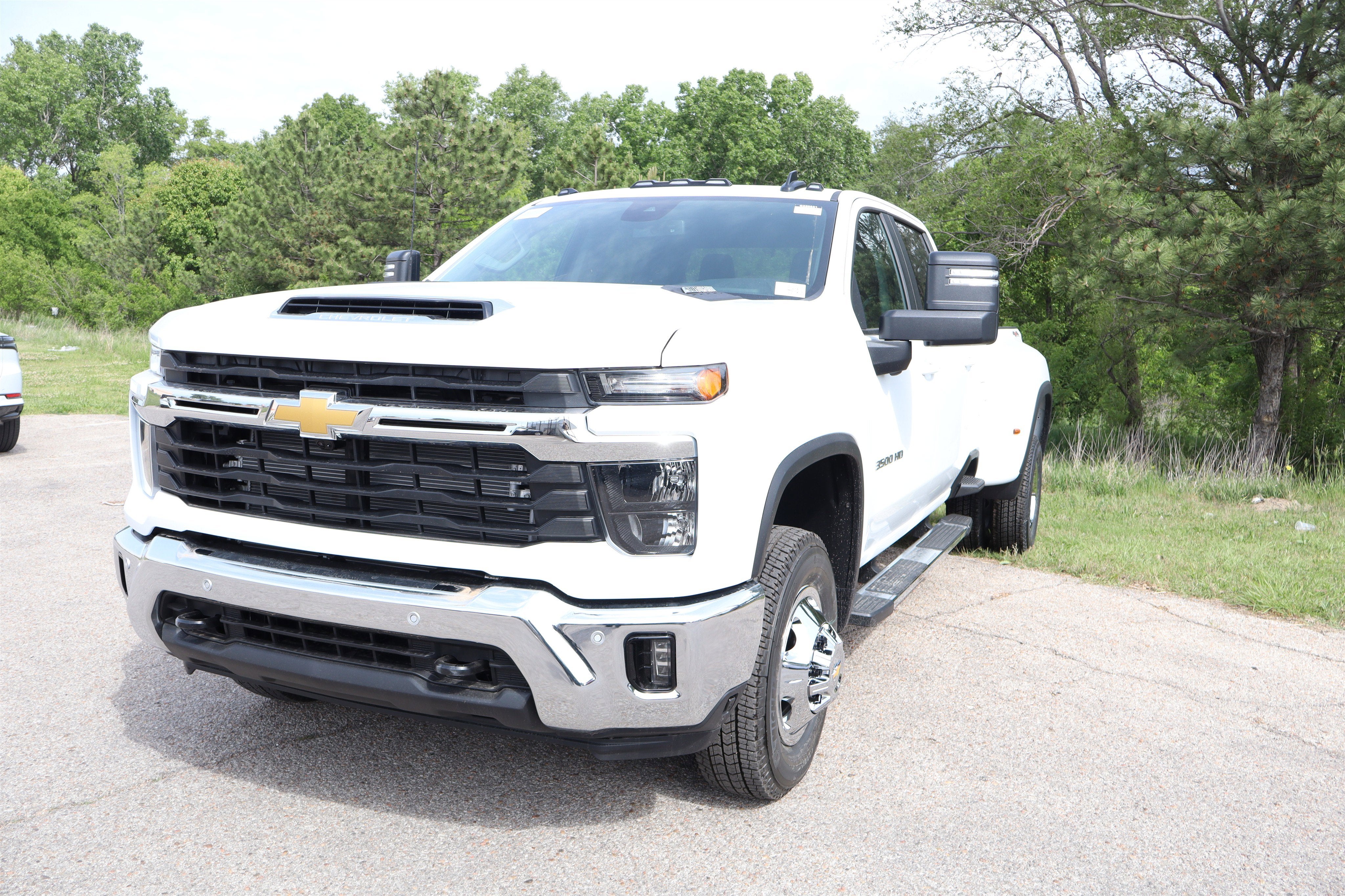 2026 Chevrolet Silverado 3500 HD LT DRW