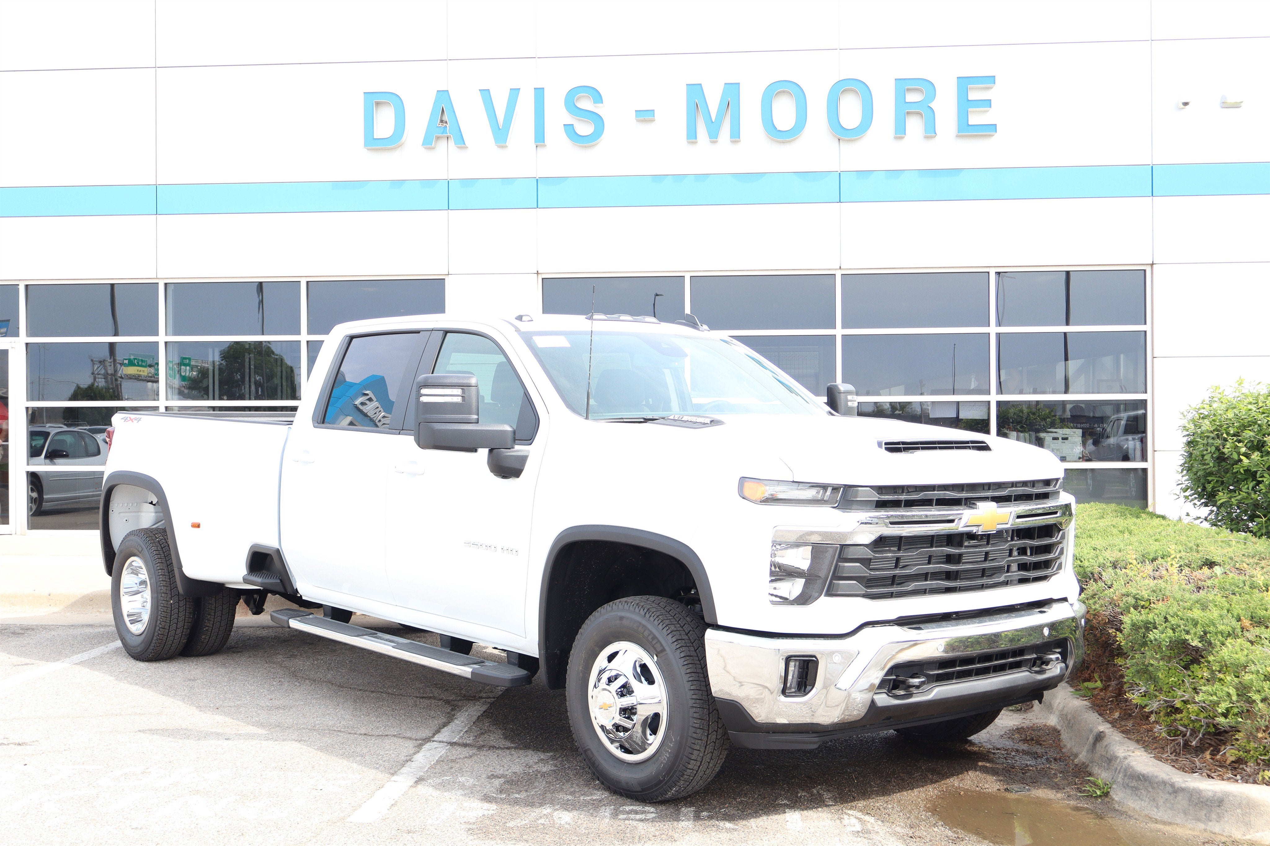 2026 Chevrolet Silverado 3500 HD LT DRW
