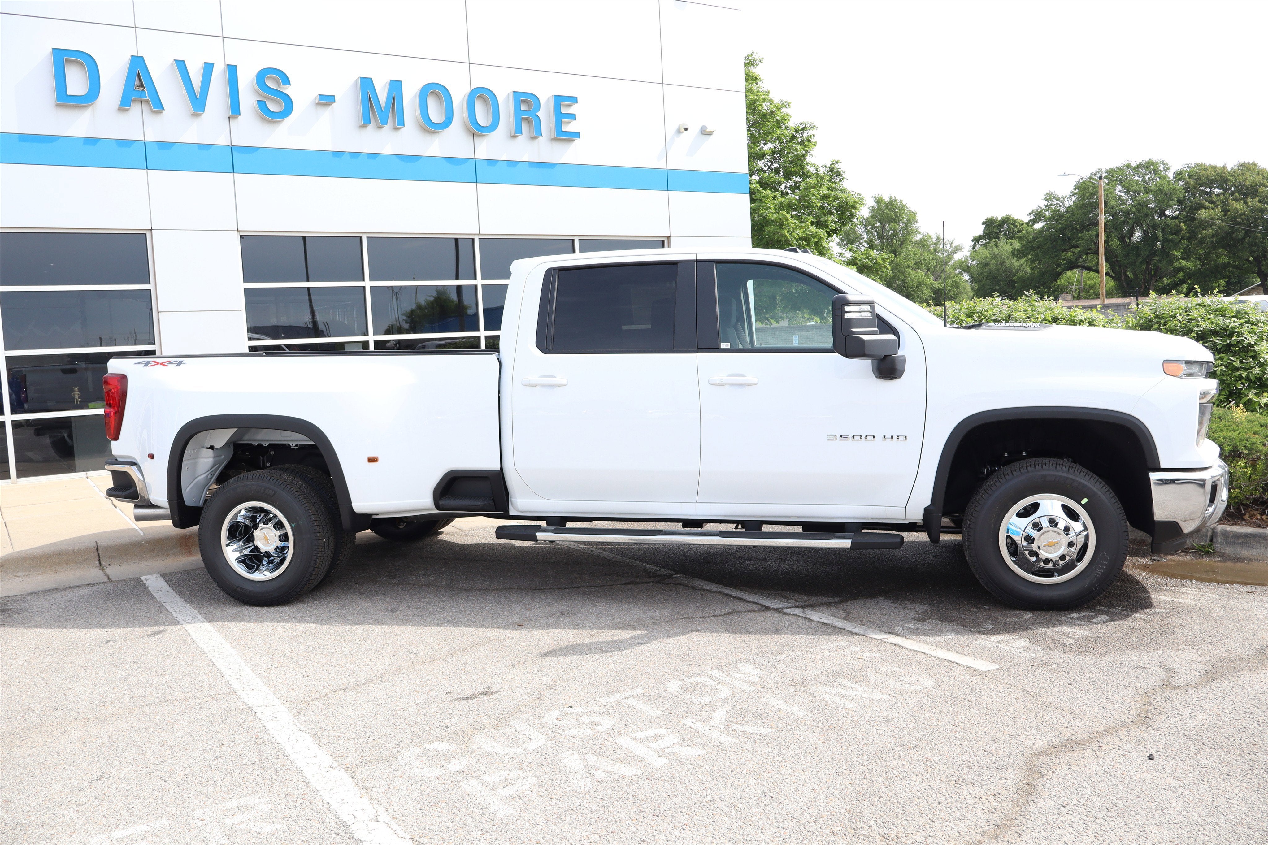 2026 Chevrolet Silverado 3500 HD LT DRW