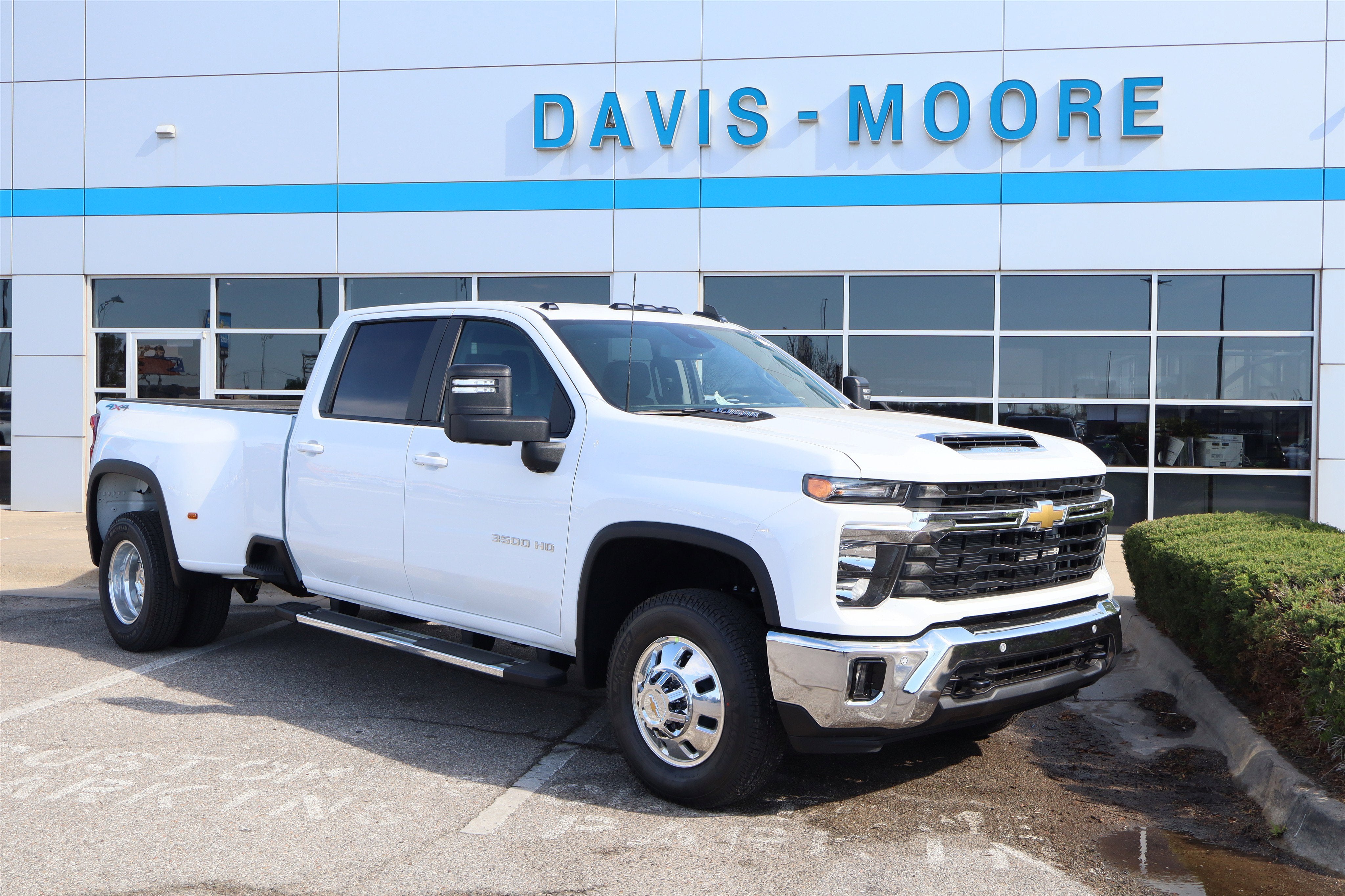 2026 Chevrolet Silverado 3500 HD LT DRW