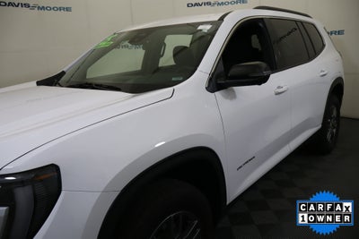 2025 GMC Acadia Elevation