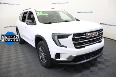 2025 GMC Acadia Elevation