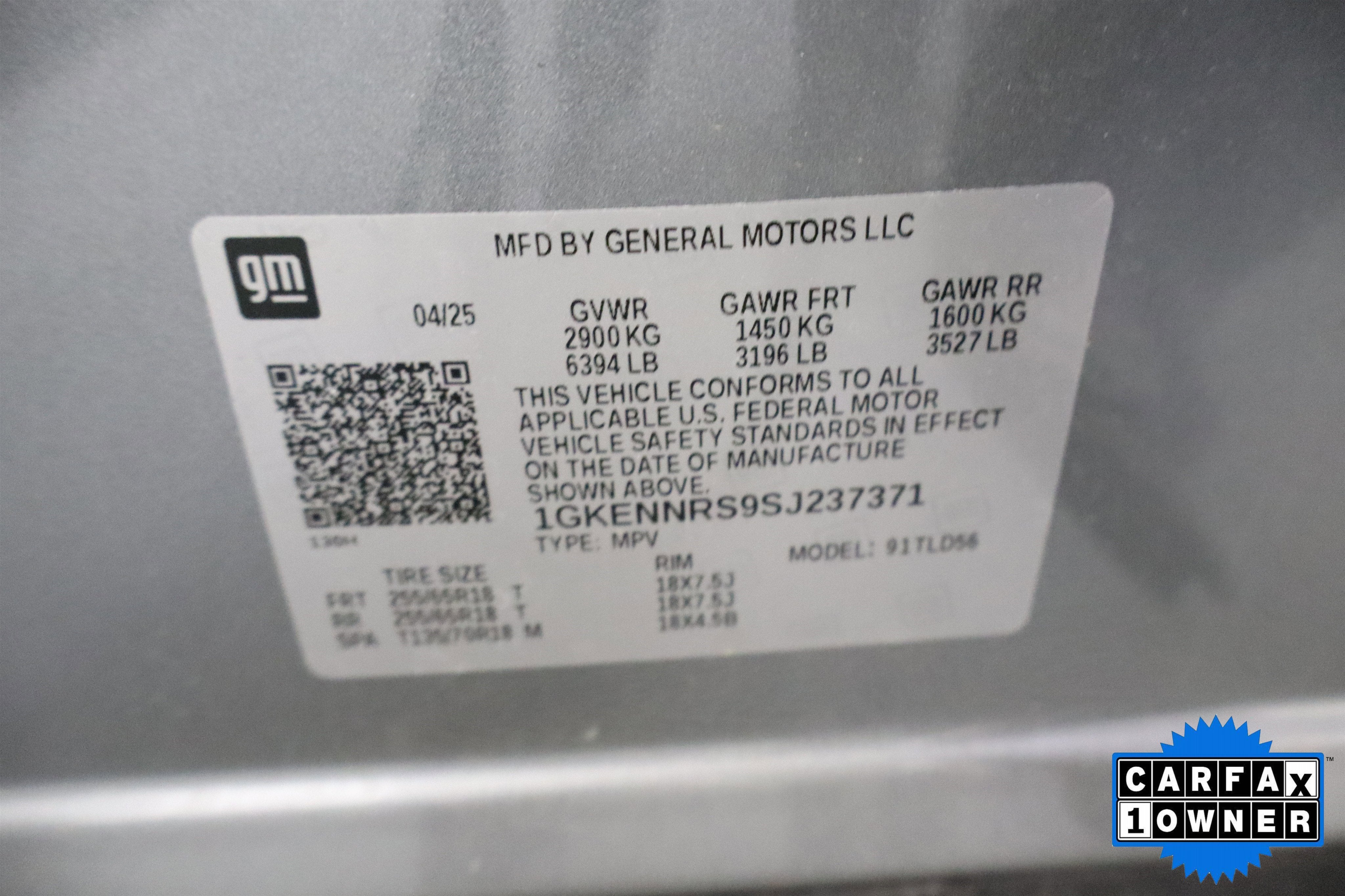 2025 GMC Acadia Elevation