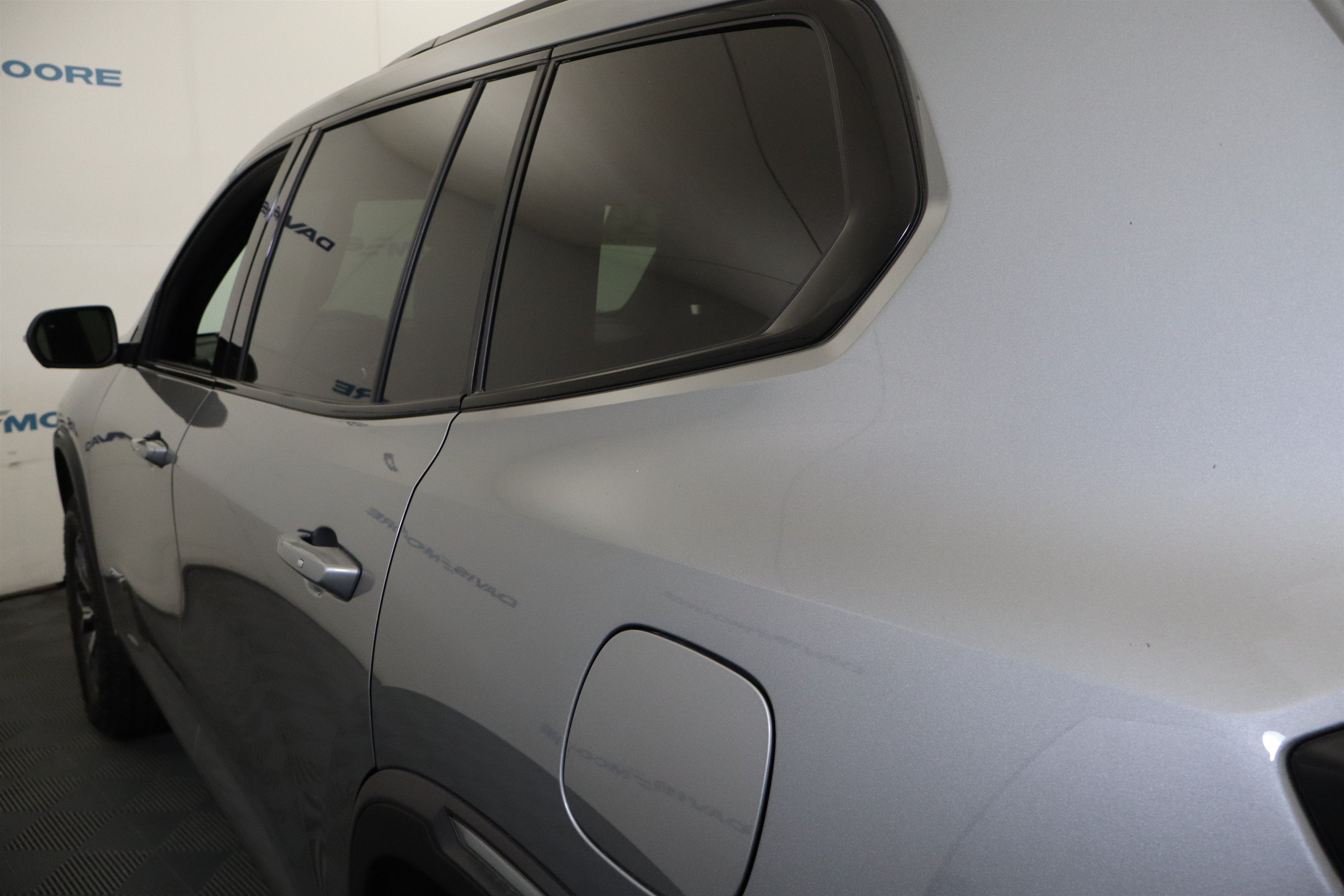2024 GMC Acadia AT4