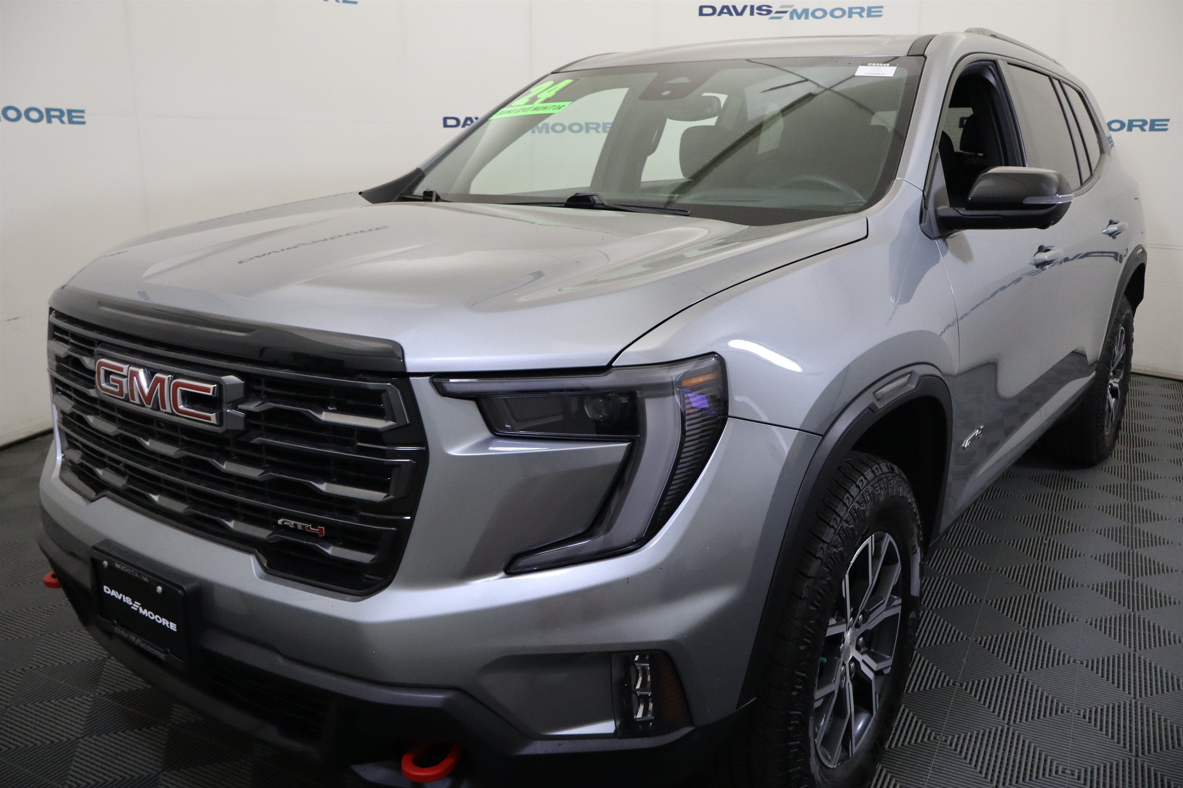 2024 GMC Acadia AT4