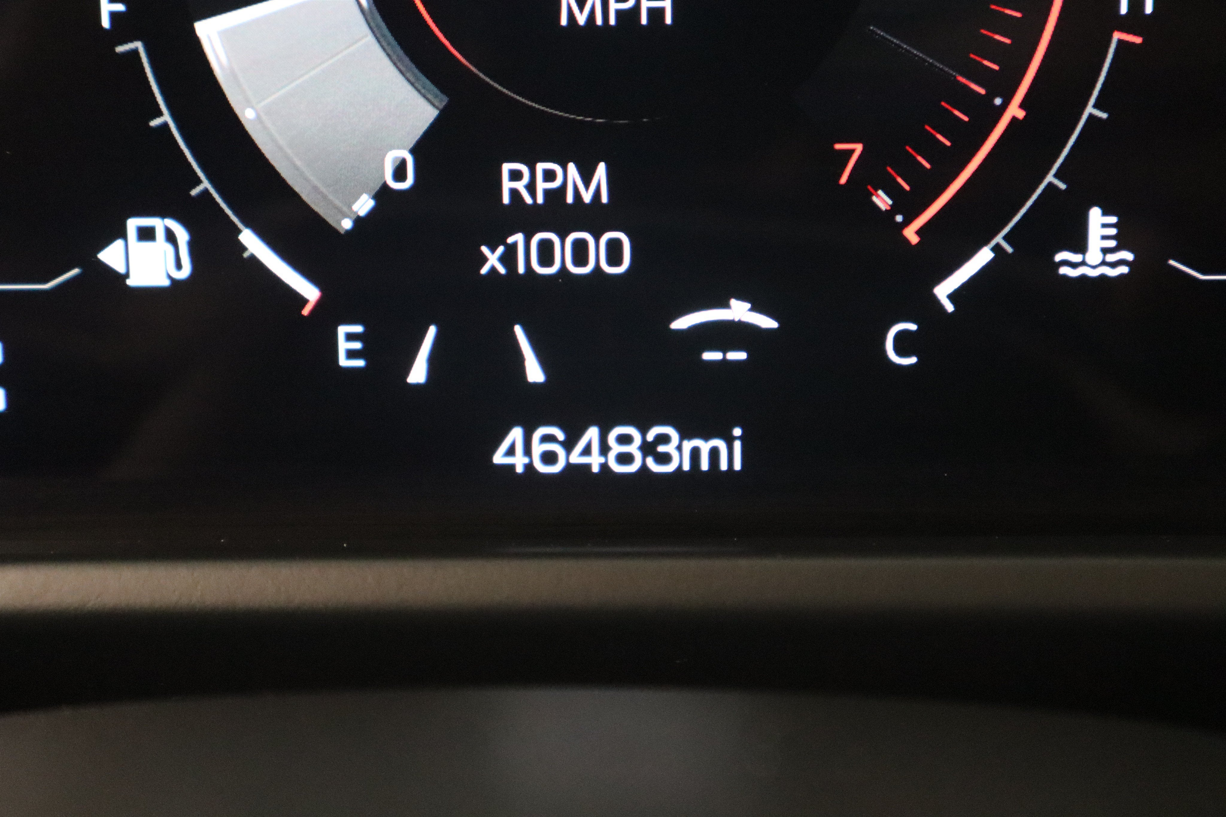 2024 GMC Acadia AT4
