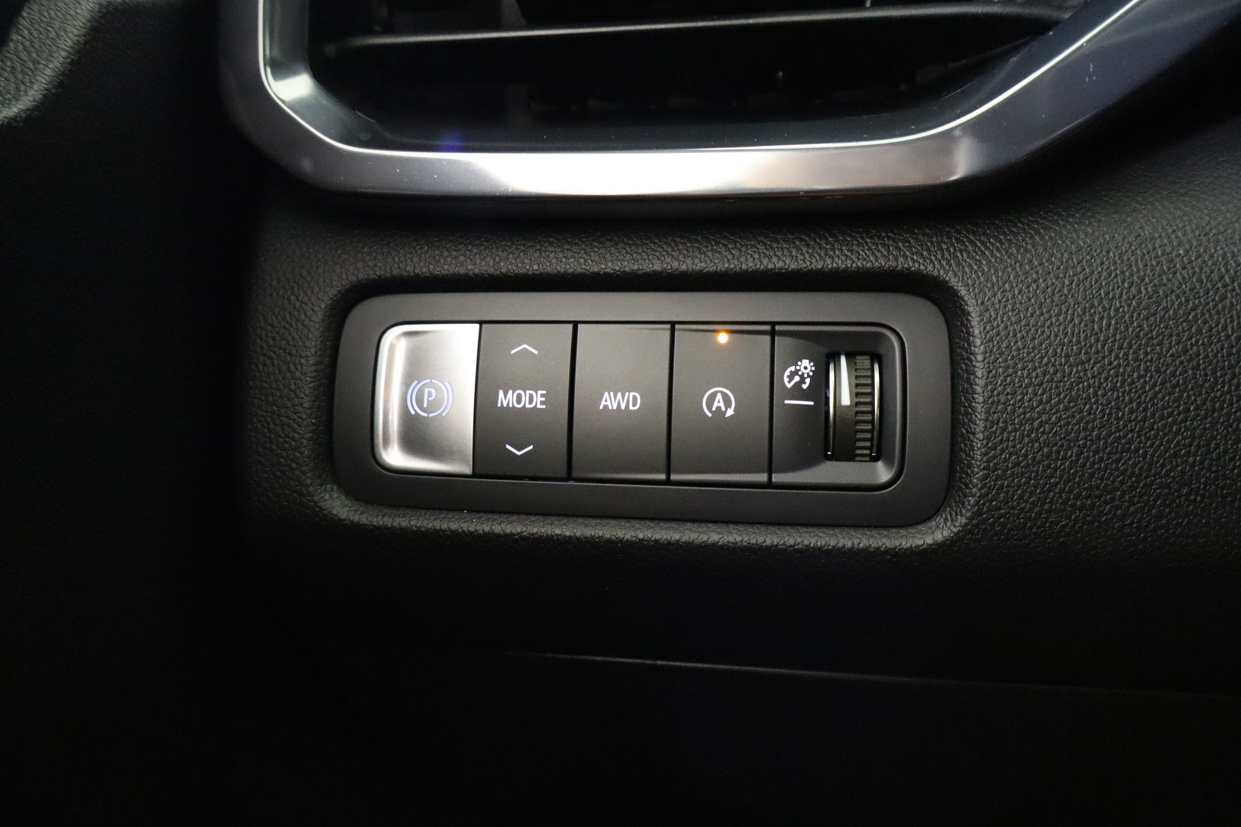 2024 GMC Acadia AT4