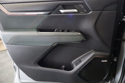 2024 GMC Acadia AT4