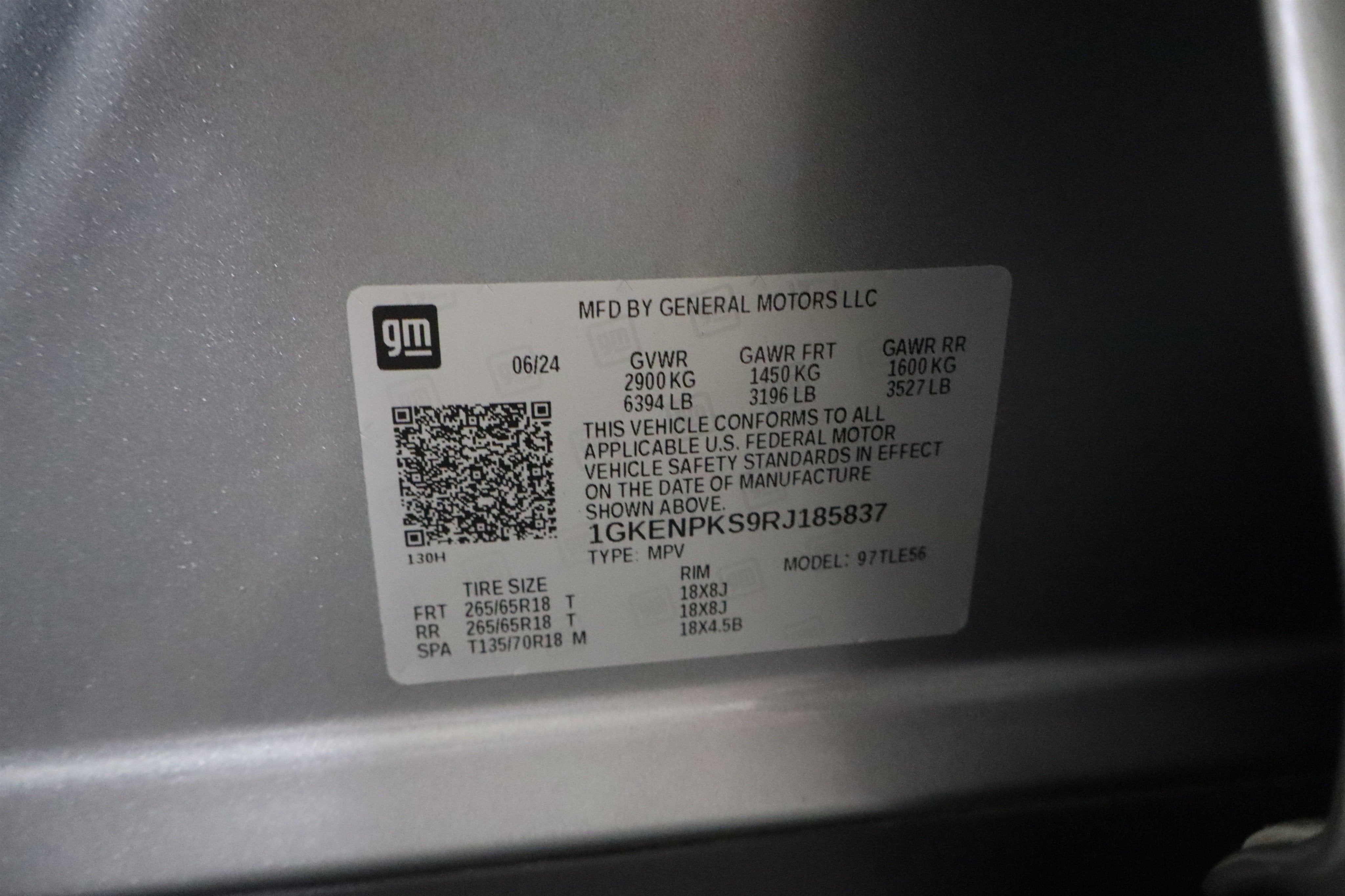 2024 GMC Acadia AT4
