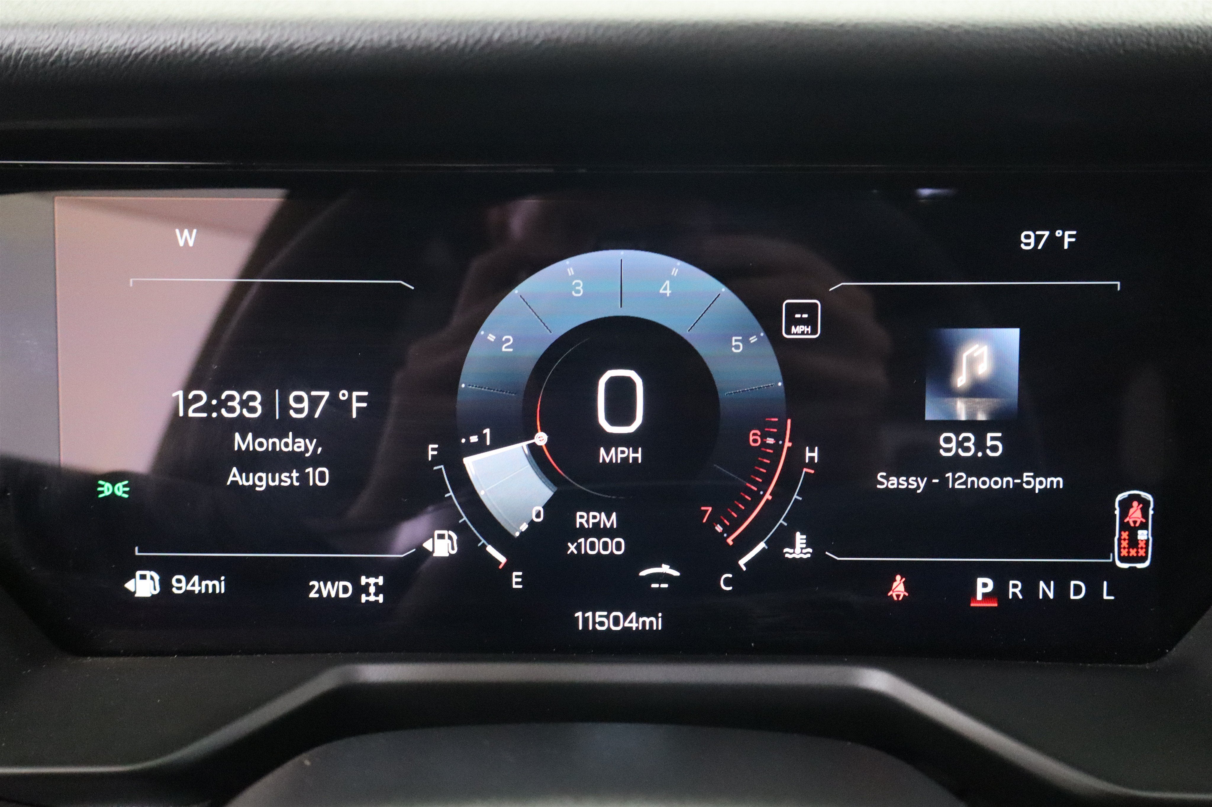 2025 GMC Acadia Denali