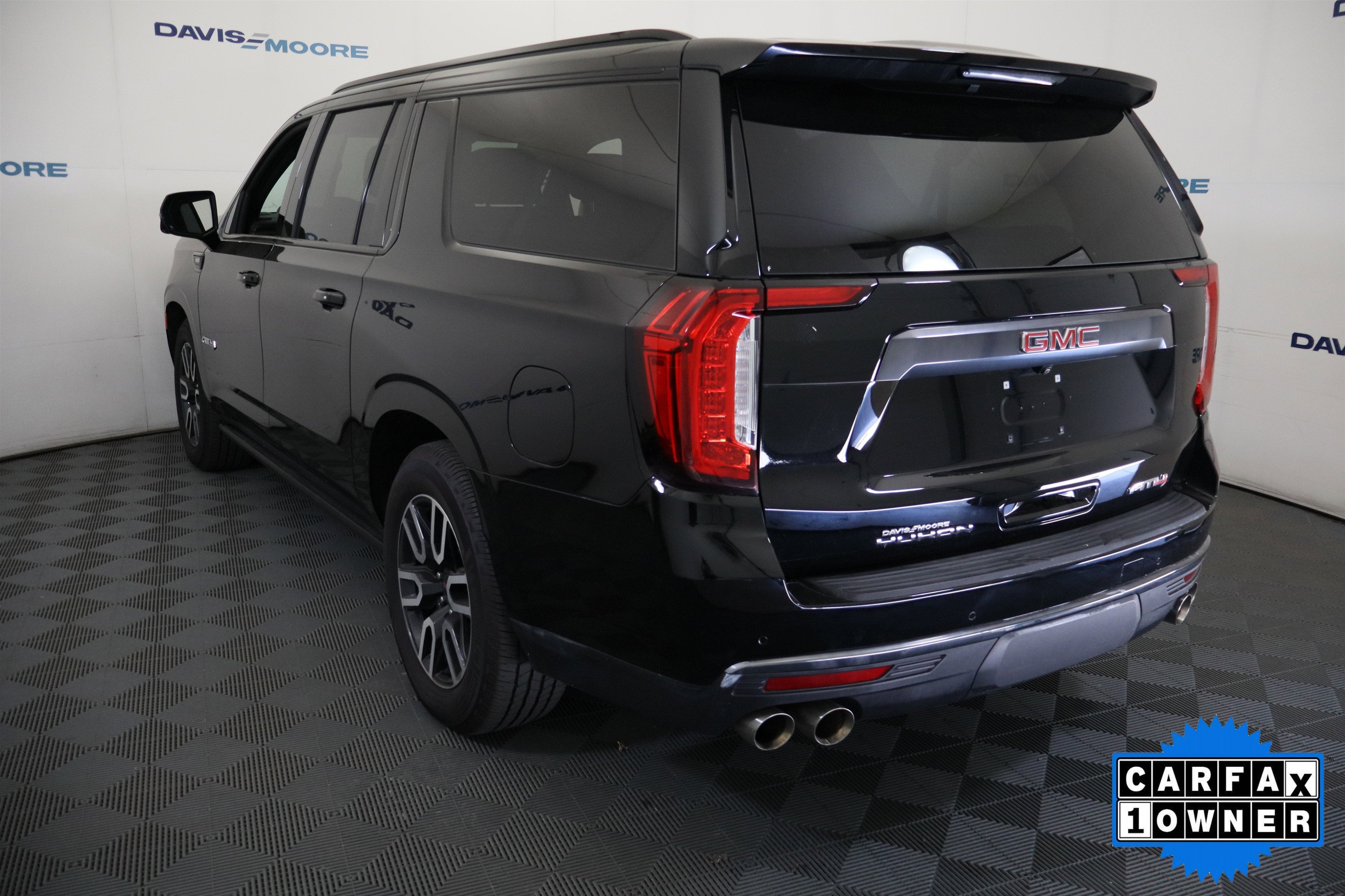 2023 GMC Yukon XL AT4