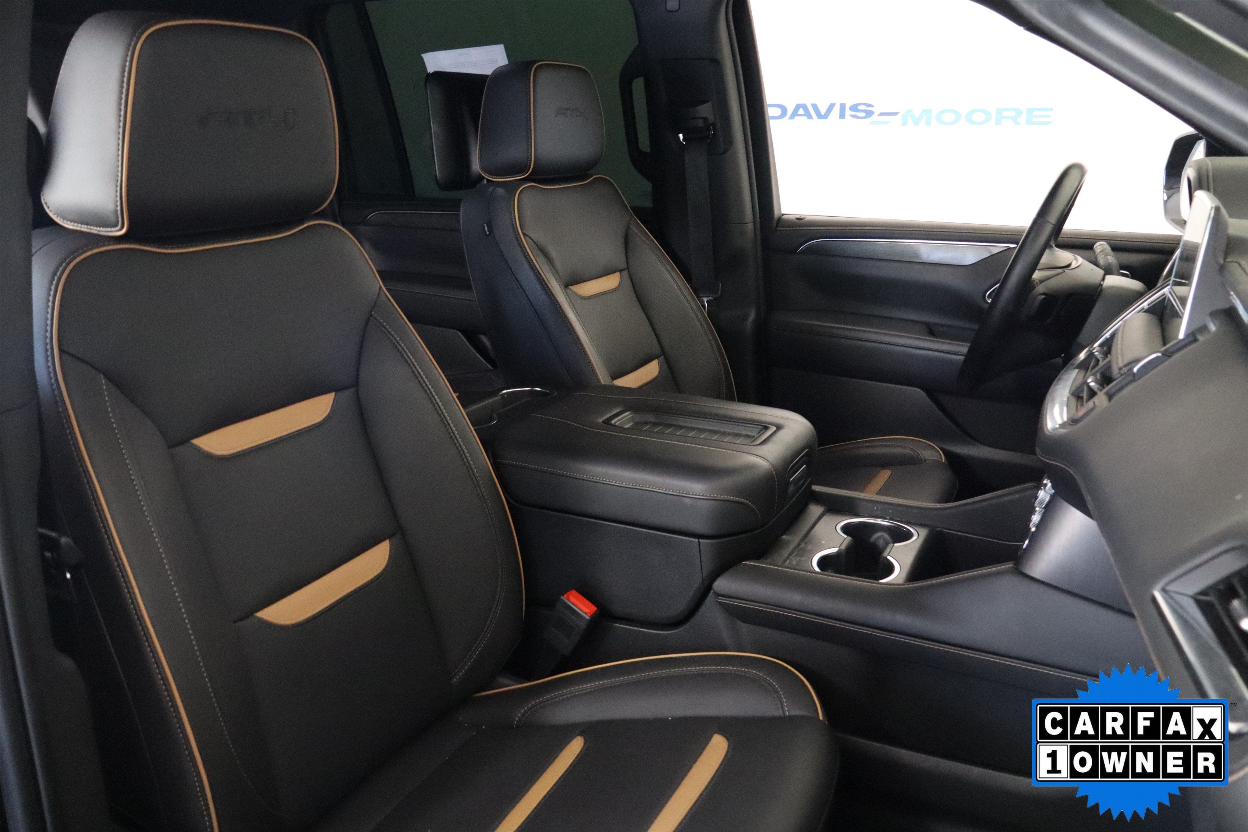2023 GMC Yukon XL AT4