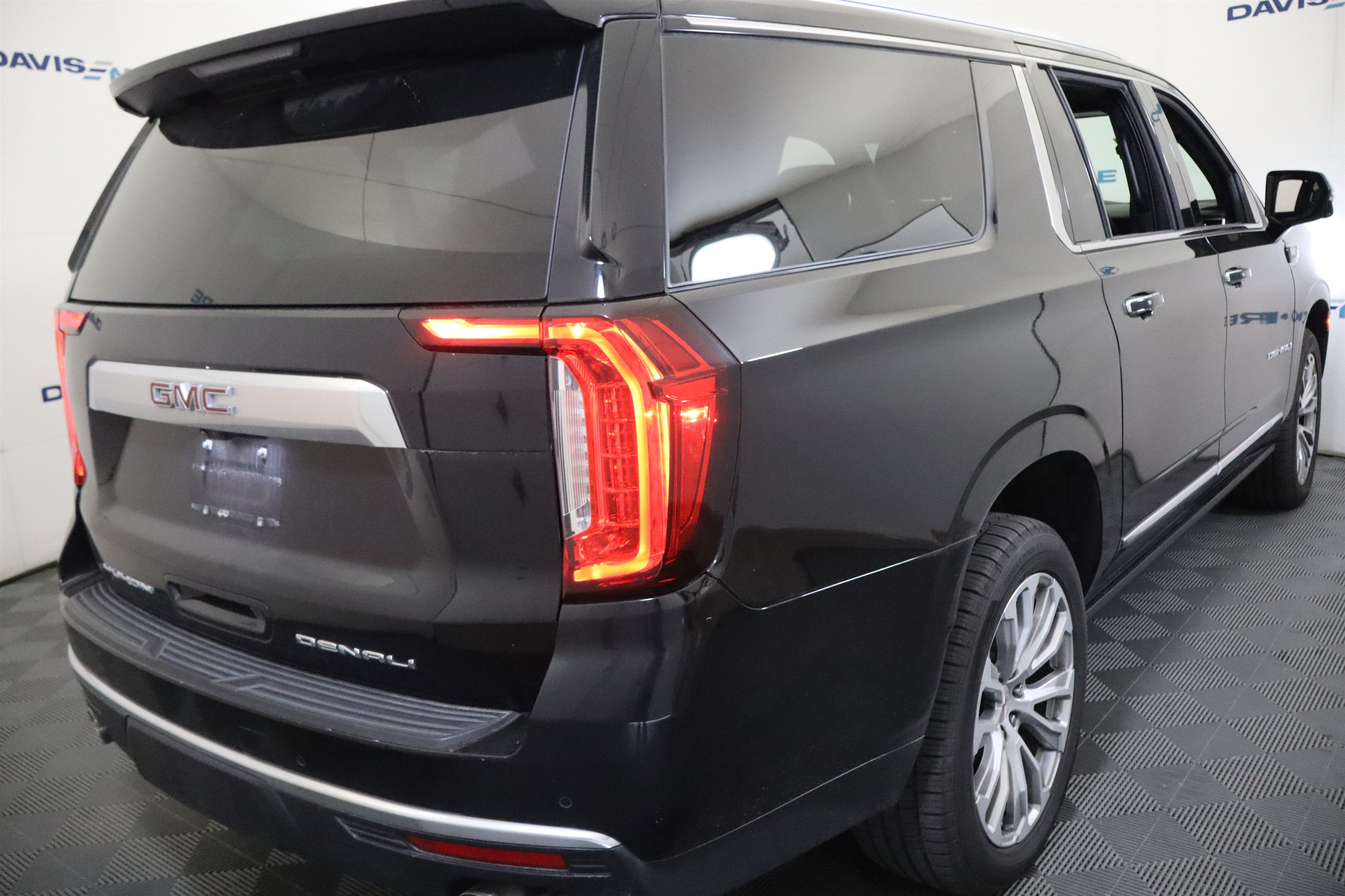 2022 GMC Yukon XL Denali