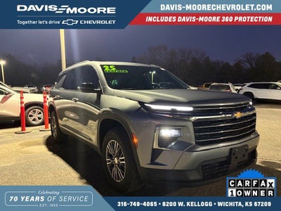 2025 Chevrolet Traverse LT