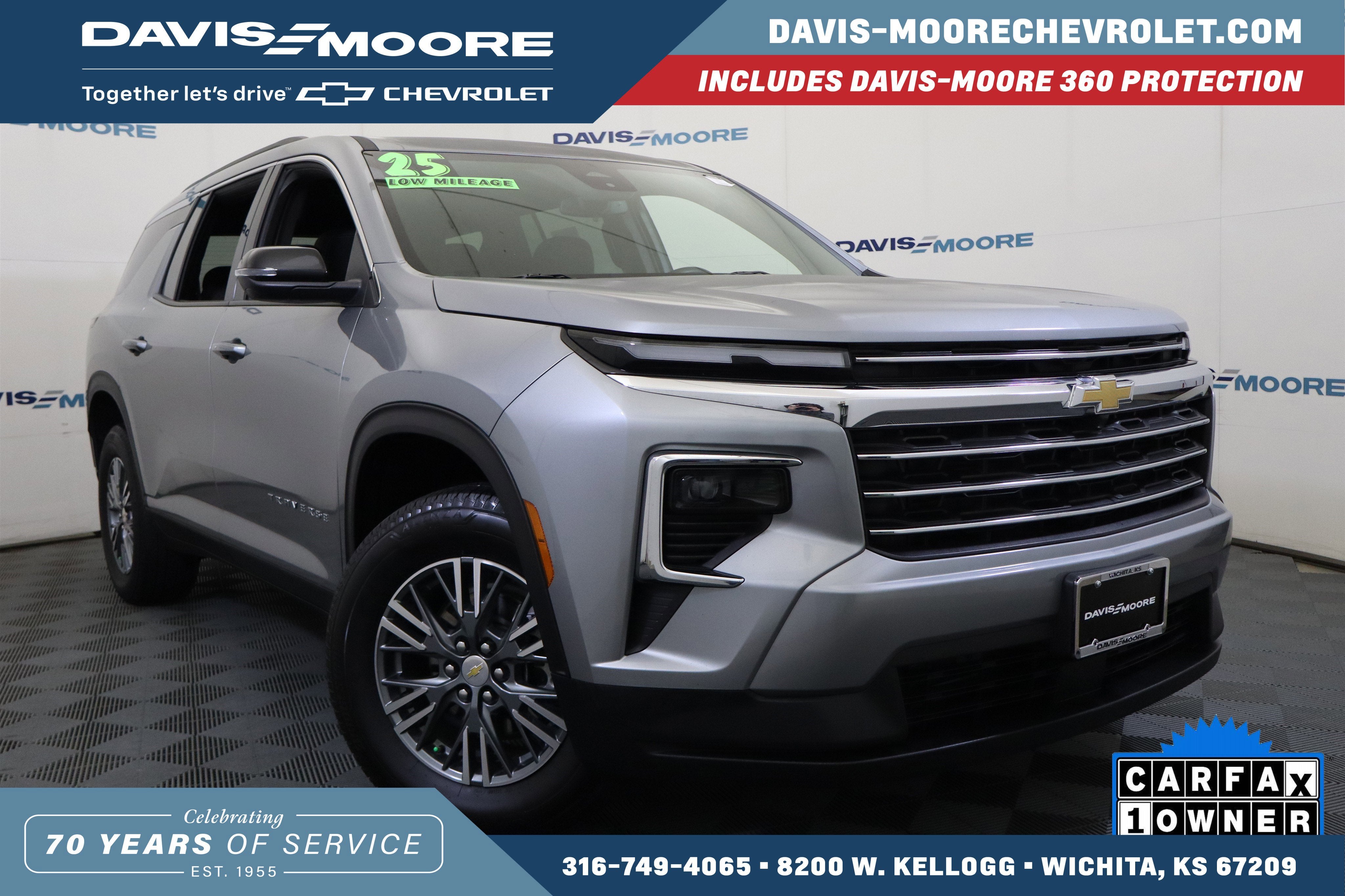 2025 Chevrolet Traverse LT