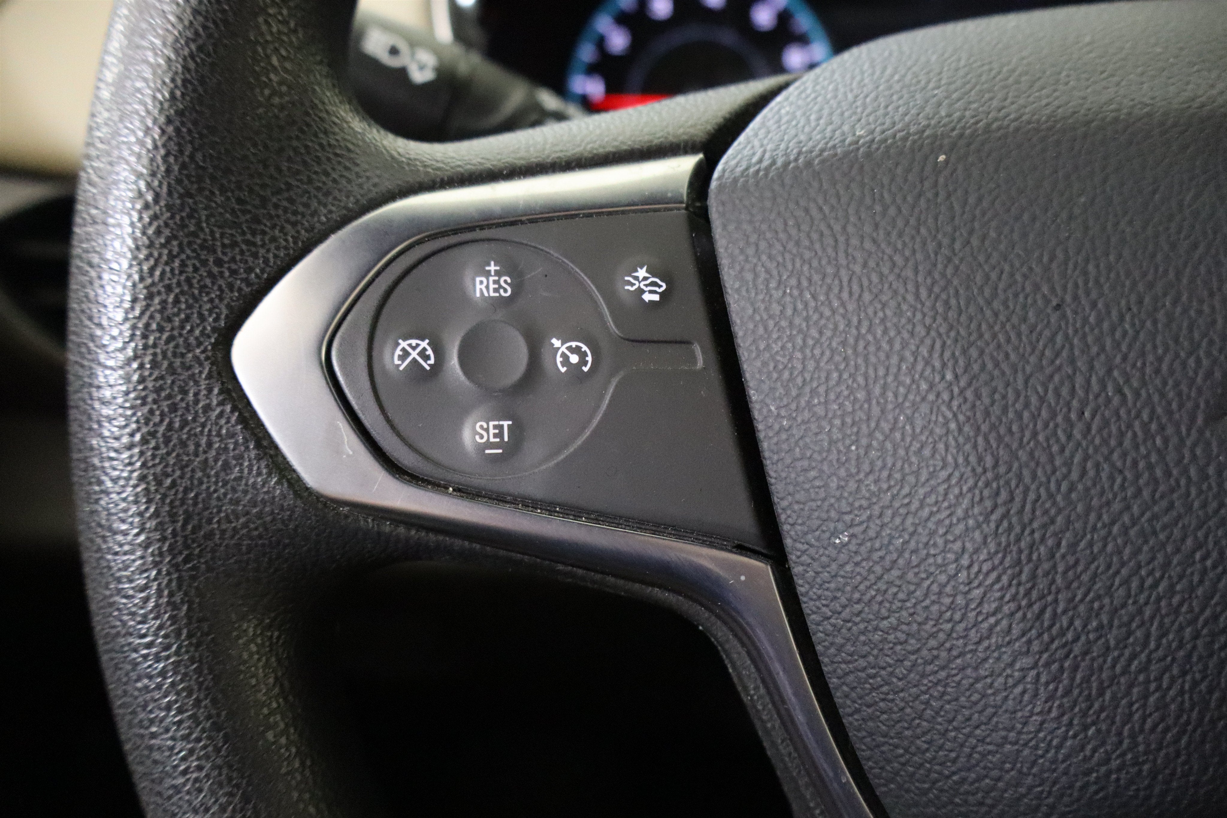 2023 Chevrolet Traverse 1FL