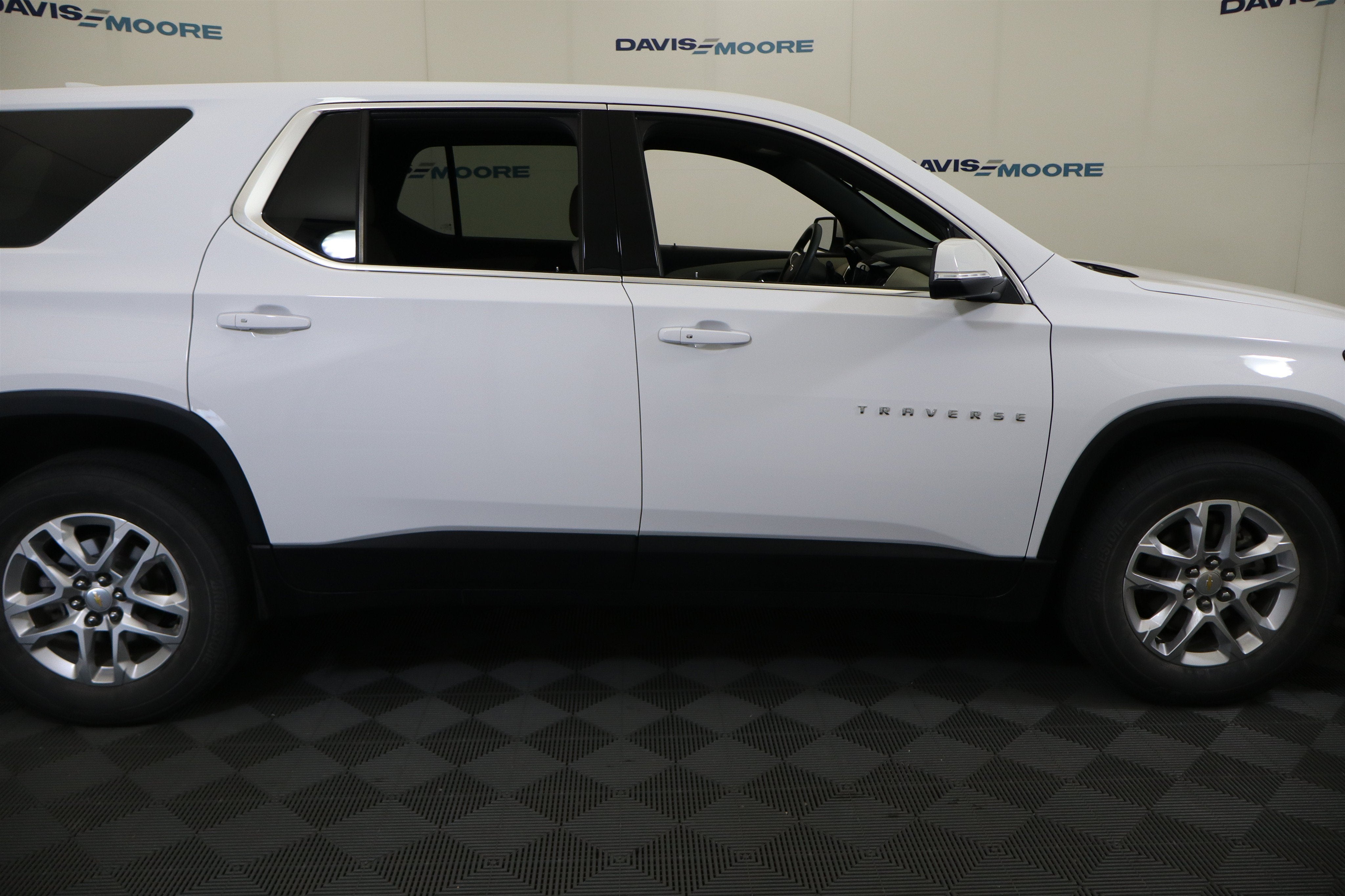 2023 Chevrolet Traverse 1FL