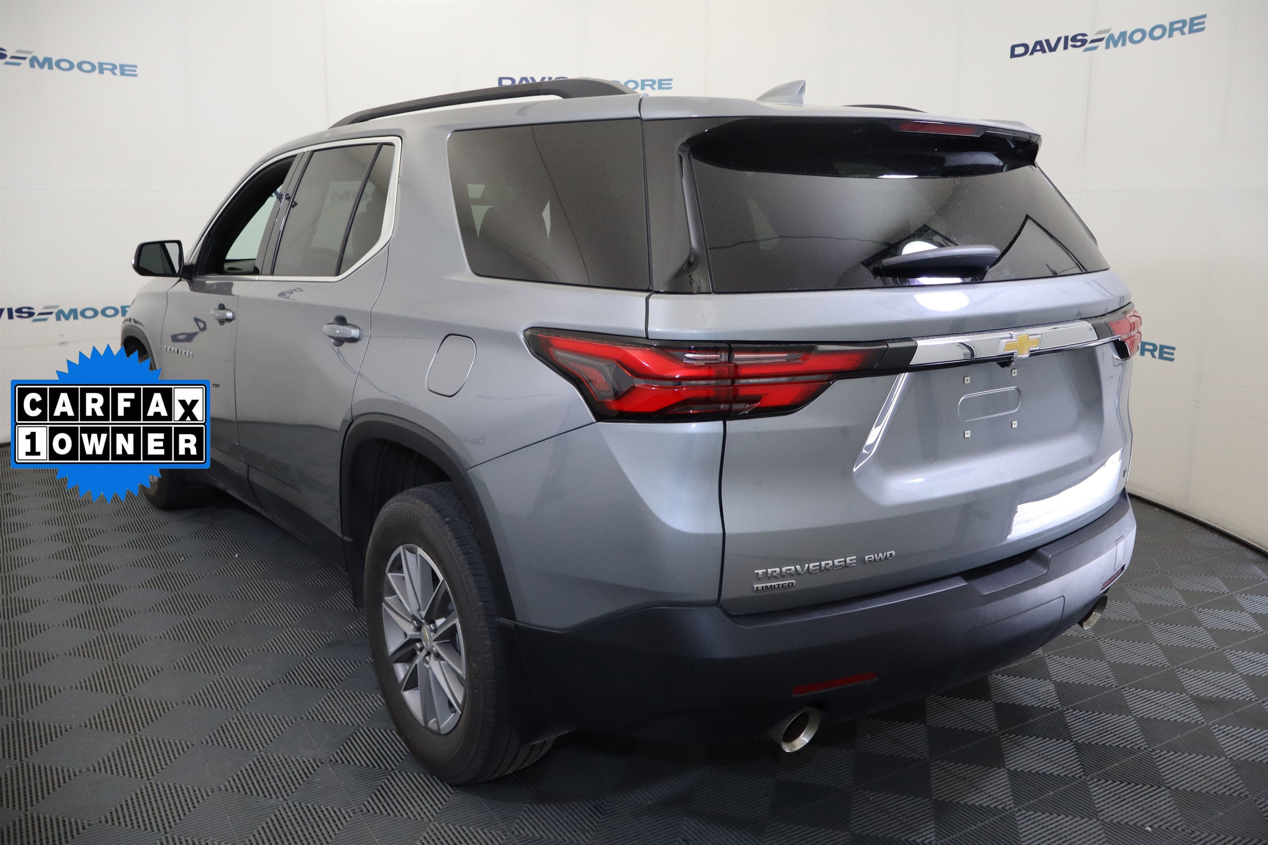 2024 Chevrolet Traverse Limited LT Cloth