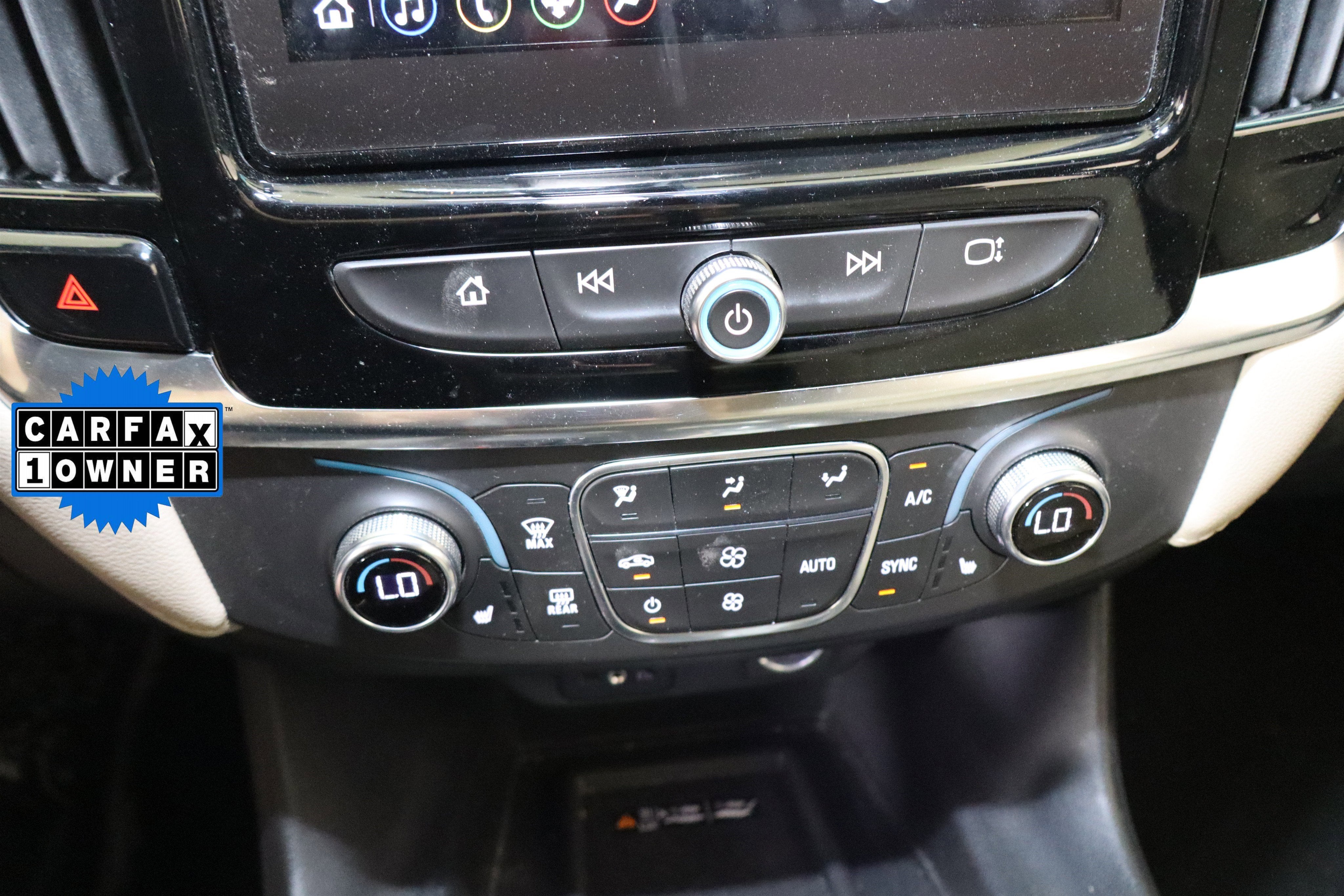 2024 Chevrolet Traverse Limited LT Cloth