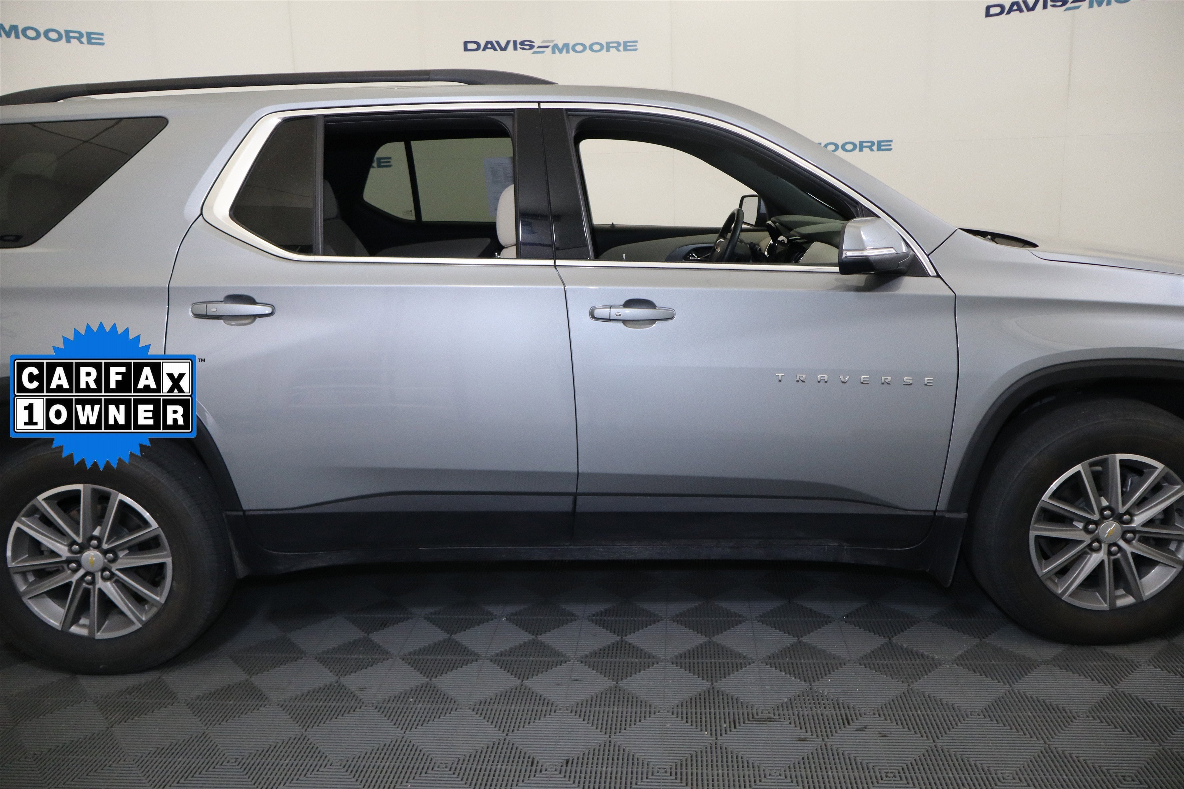 2024 Chevrolet Traverse Limited LT Cloth
