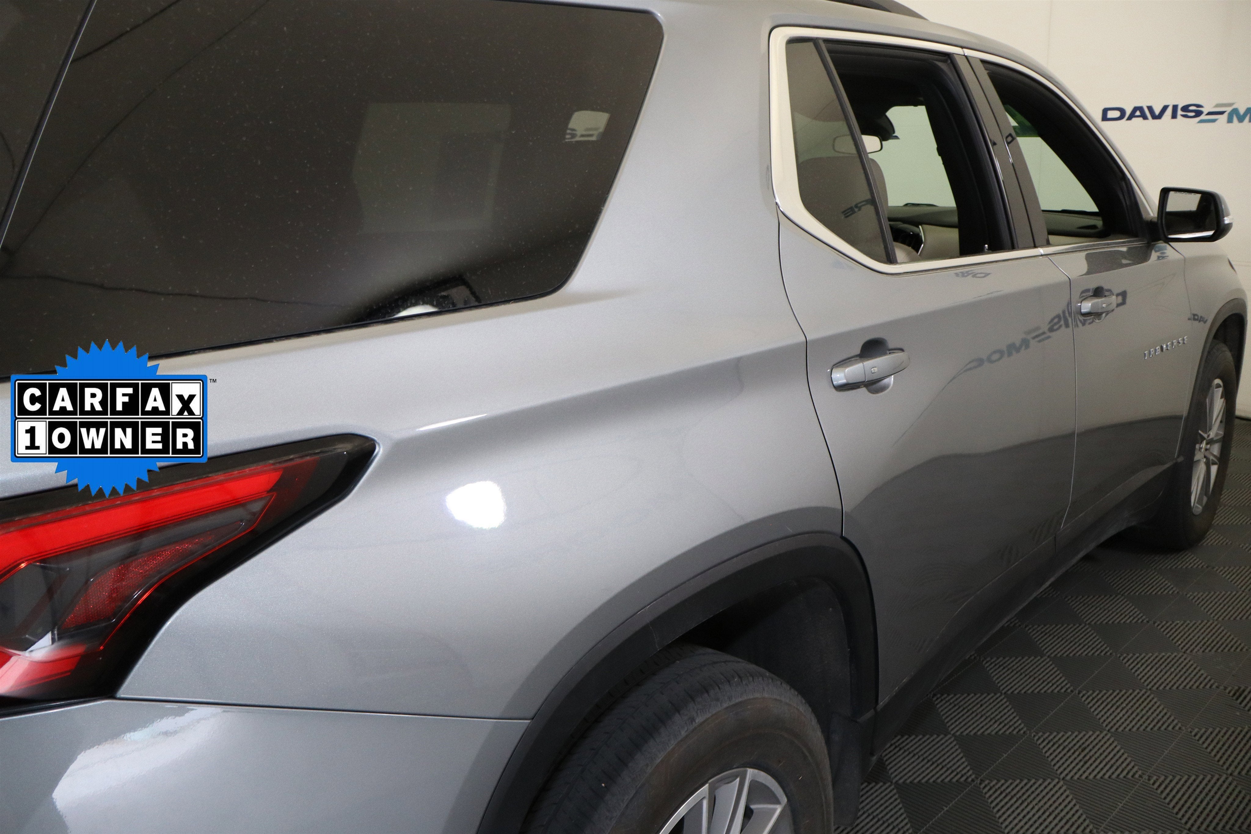 2024 Chevrolet Traverse Limited LT Cloth
