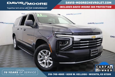 2025 Chevrolet Suburban LT
