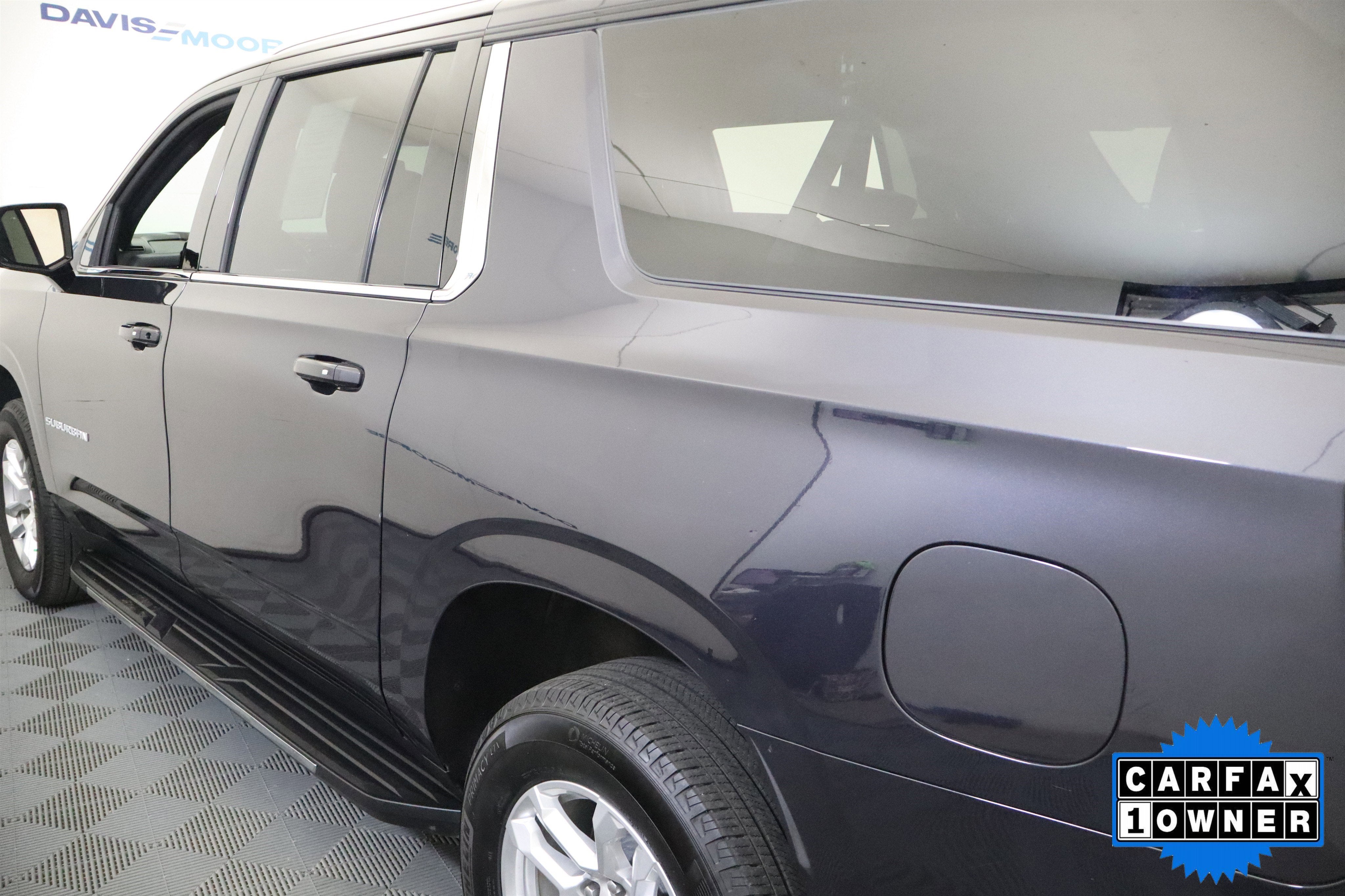 2025 Chevrolet Suburban LT