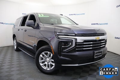 2025 Chevrolet Suburban LT