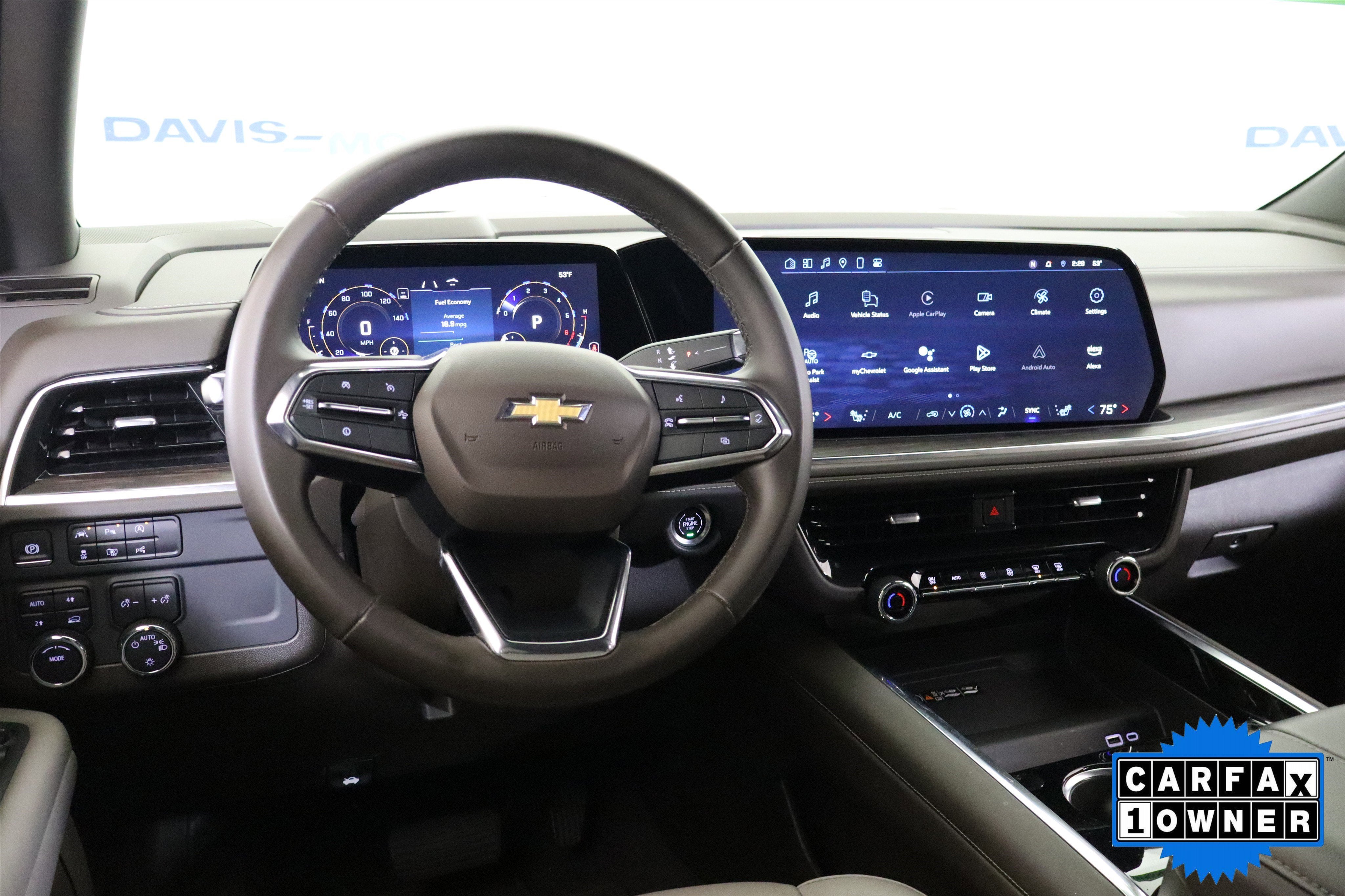 2025 Chevrolet Suburban LT