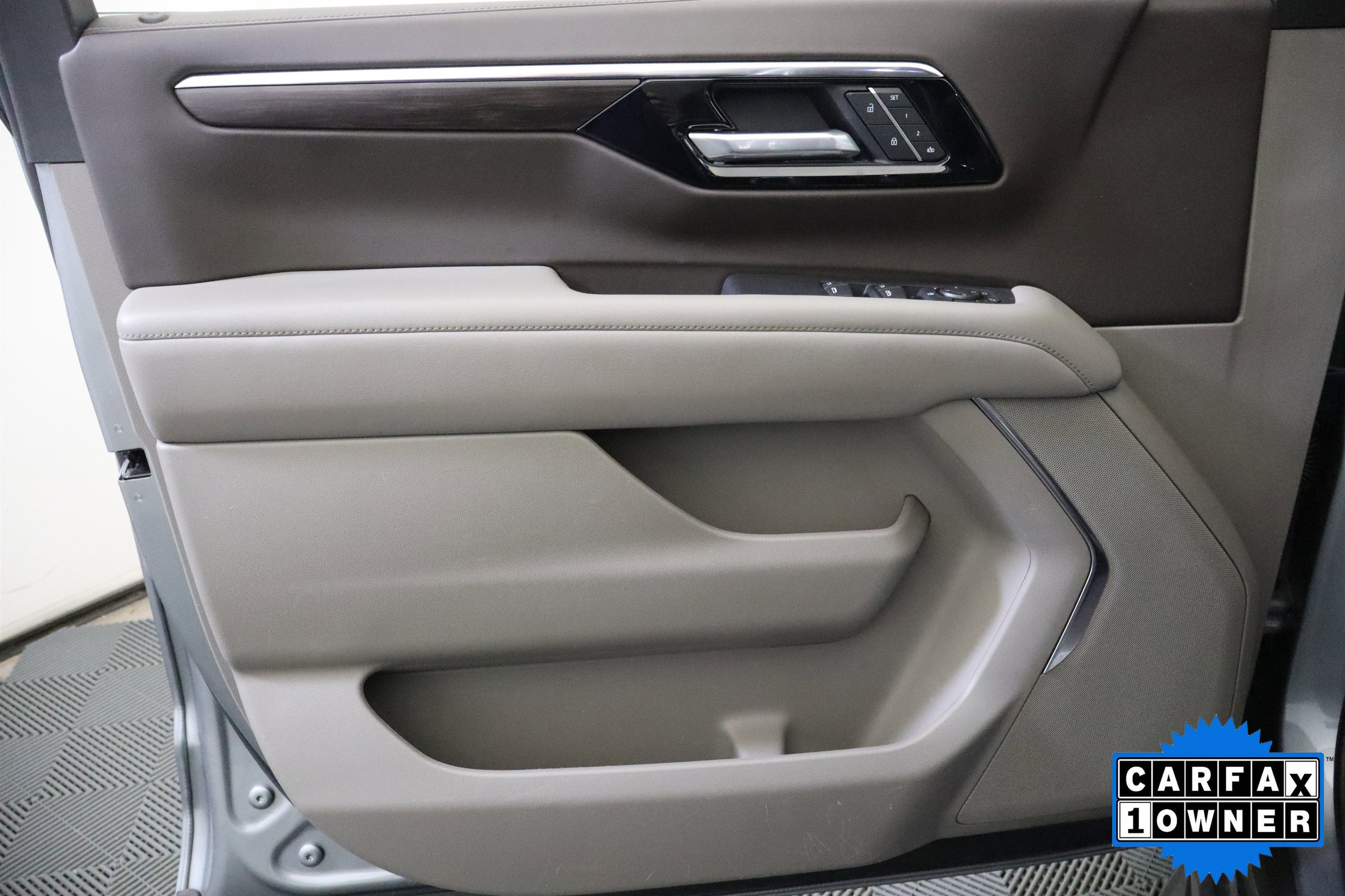 2025 Chevrolet Suburban LT