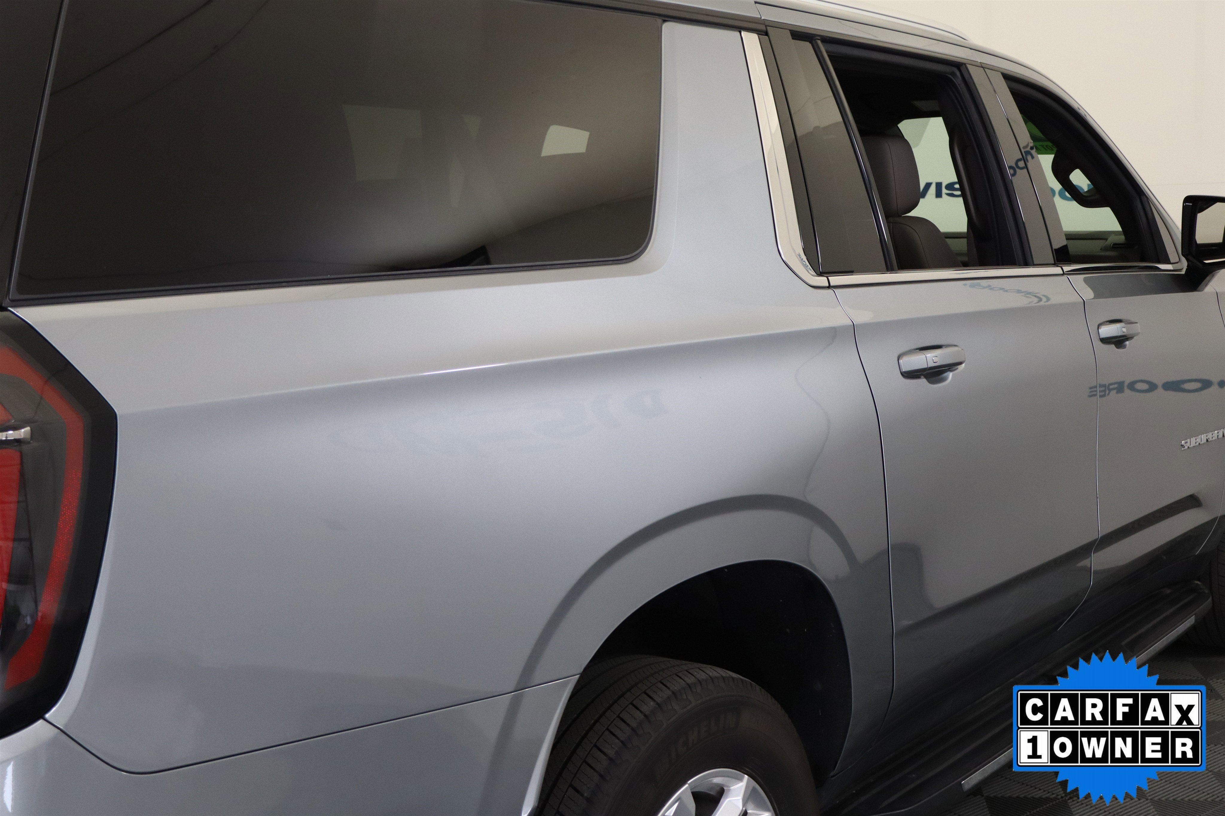 2025 Chevrolet Suburban LT