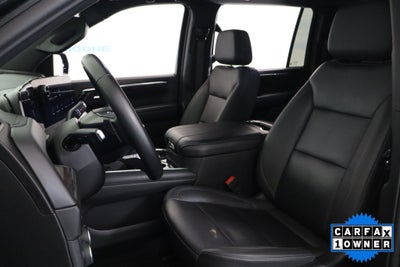 2025 Chevrolet Suburban LT