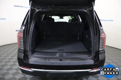 2025 Chevrolet Suburban LT