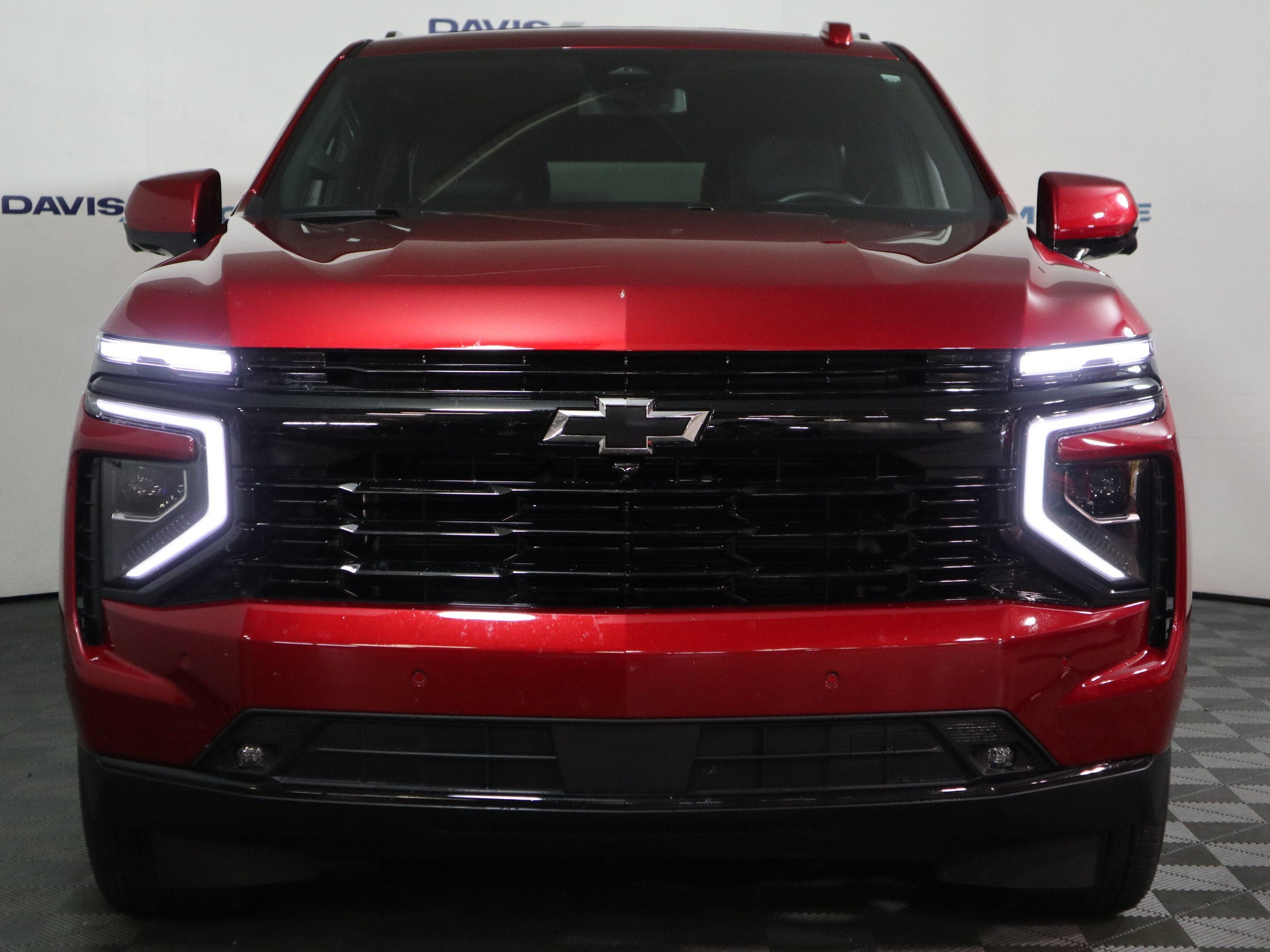 2025 Chevrolet Suburban RST